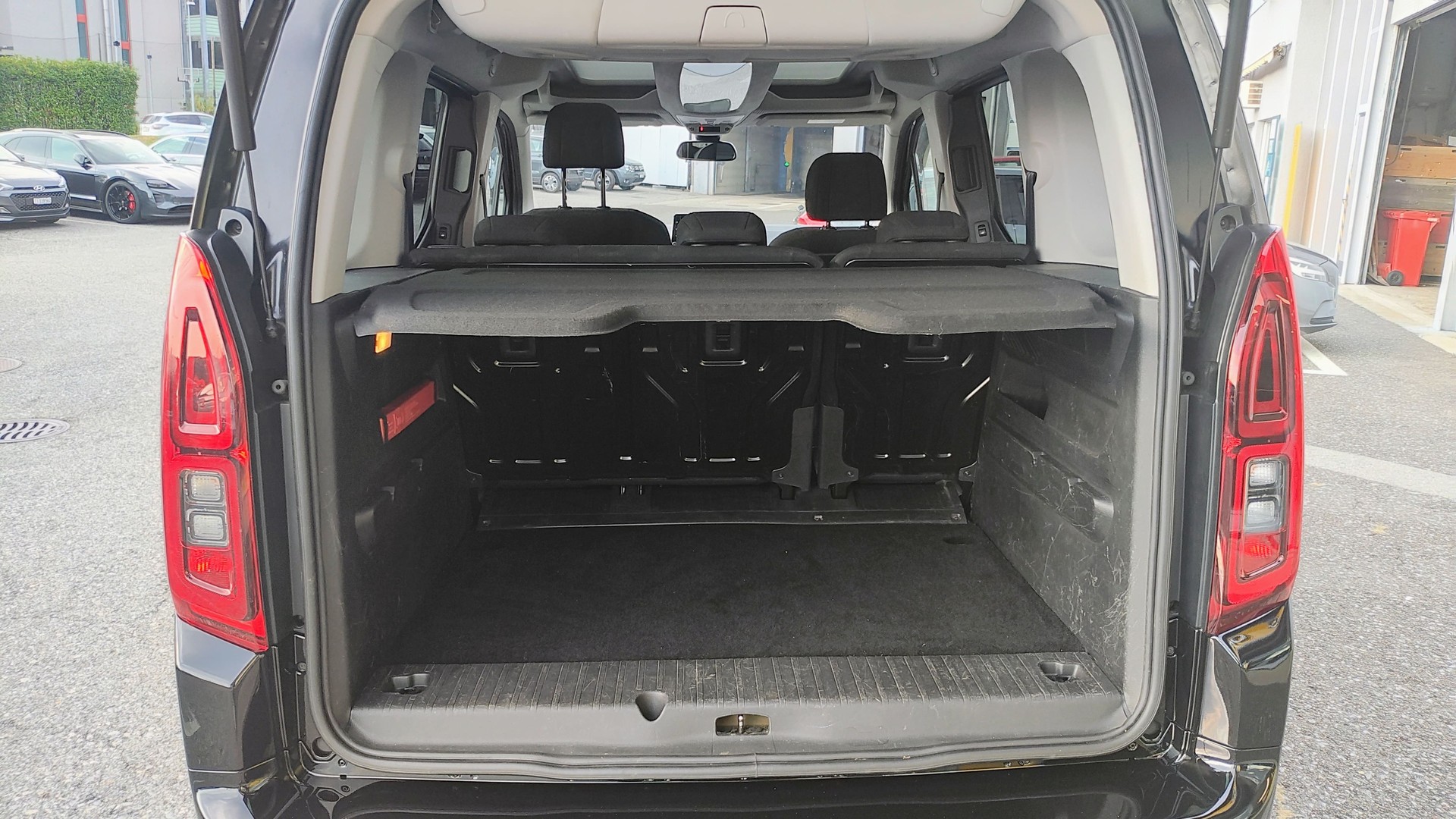 OPEL Combo Life 1.5 Enjoy-image-6