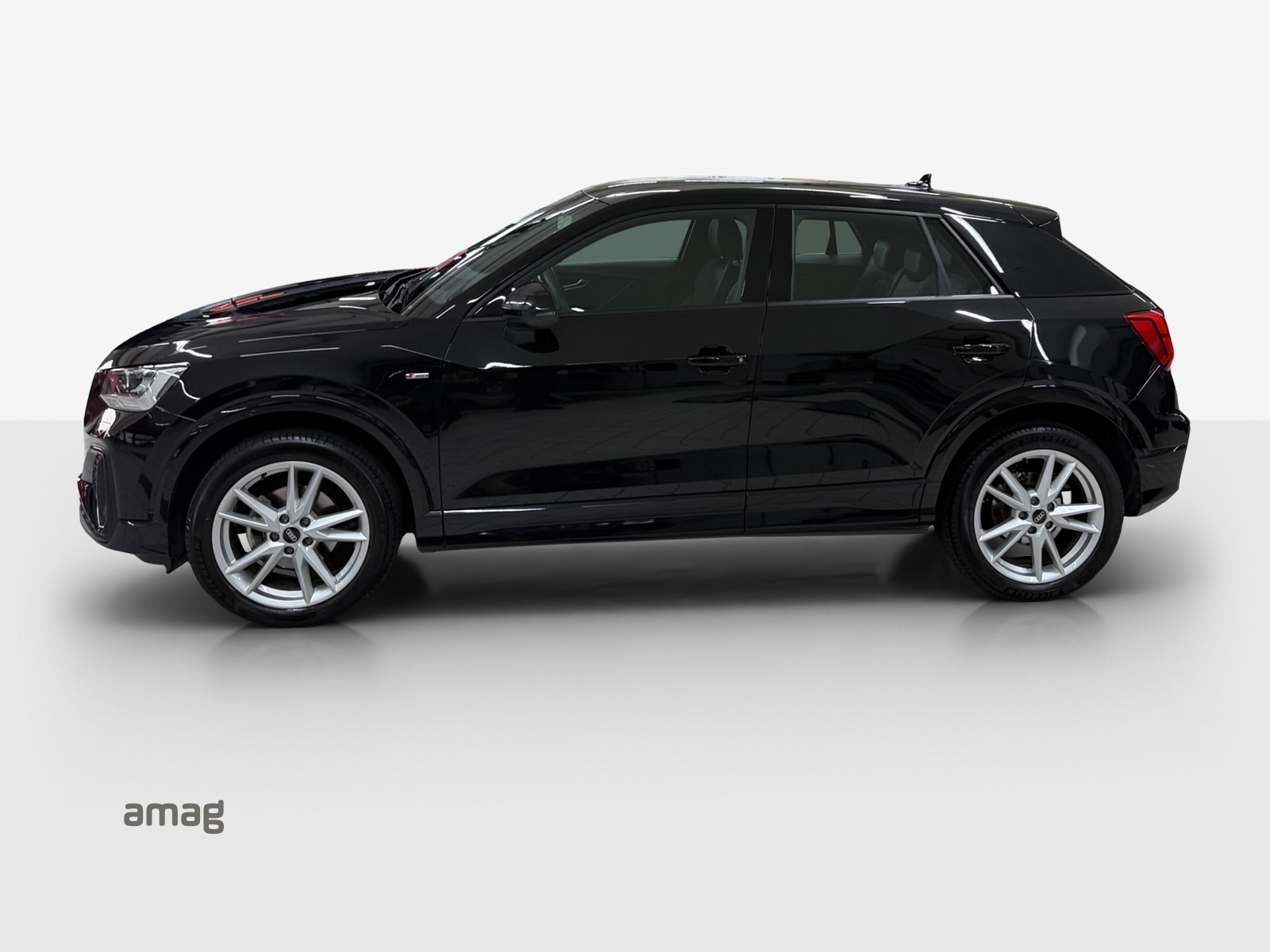 AUDI Q2 35 TFSI S line S-tronic-image-1