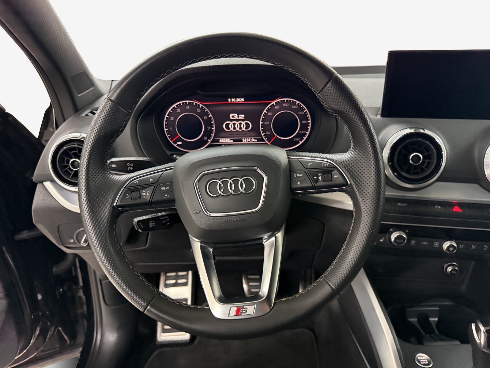 AUDI Q2 35 TFSI S line S-tronic-image-9