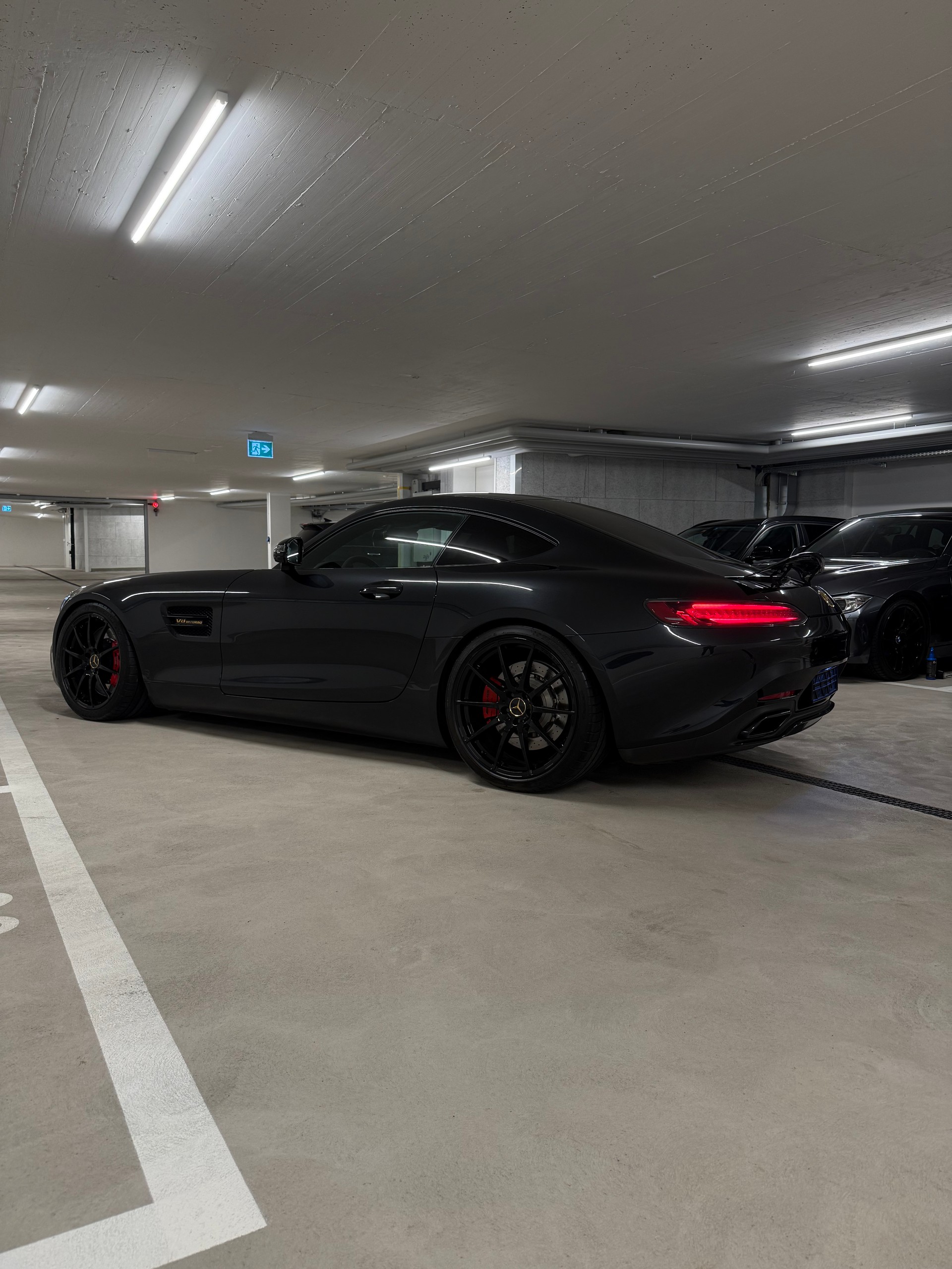MERCEDES-BENZ AMG GT S Speedshift DCT-image-4
