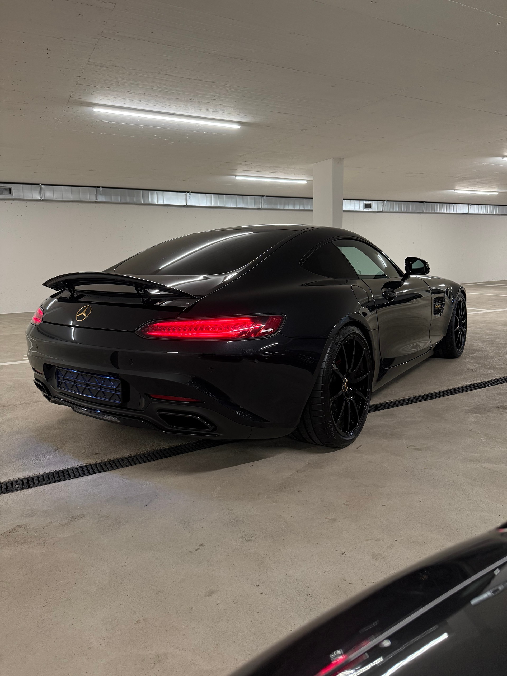 MERCEDES-BENZ AMG GT S Speedshift DCT-image-7