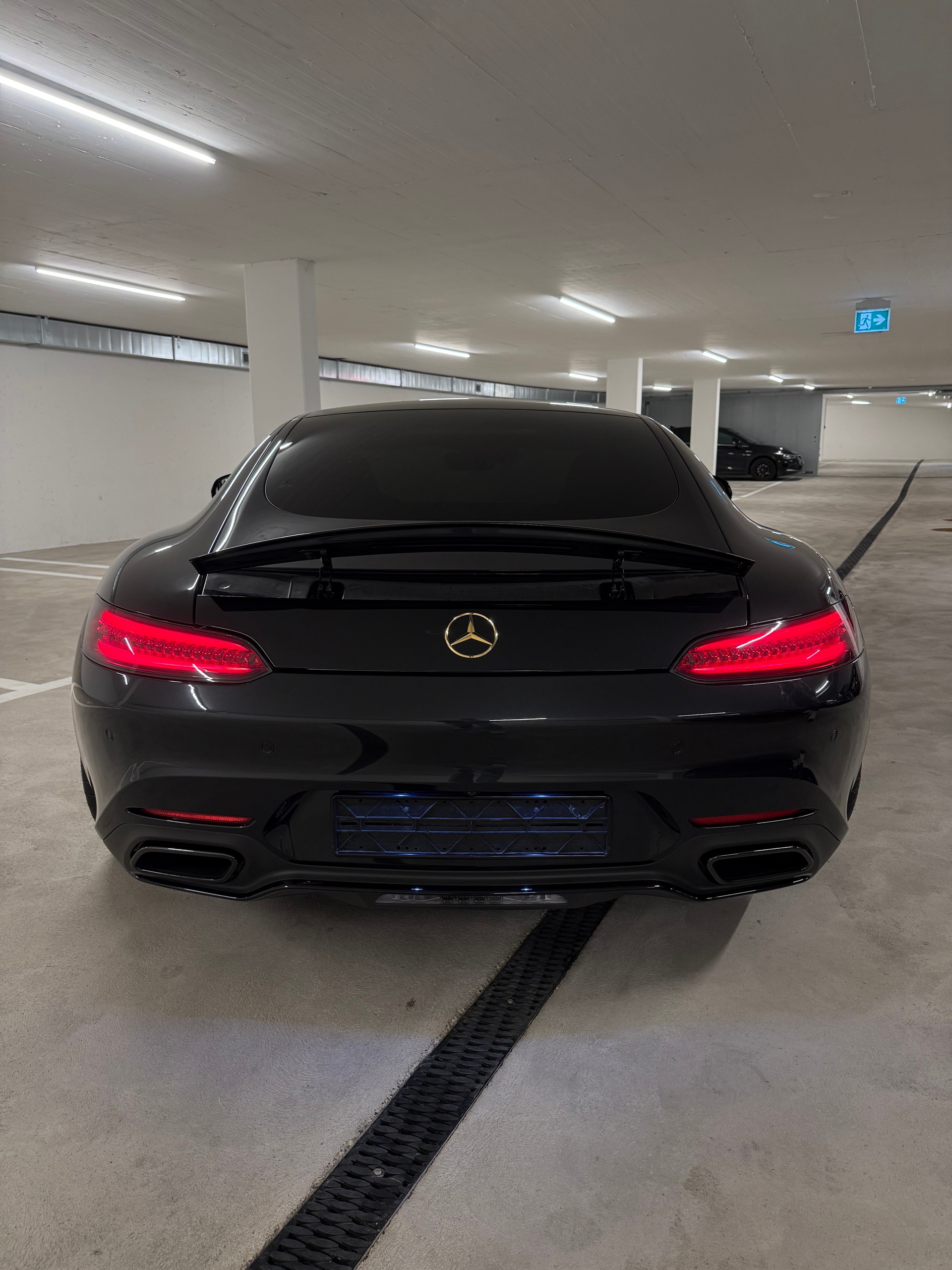MERCEDES-BENZ AMG GT S Speedshift DCT-image-6