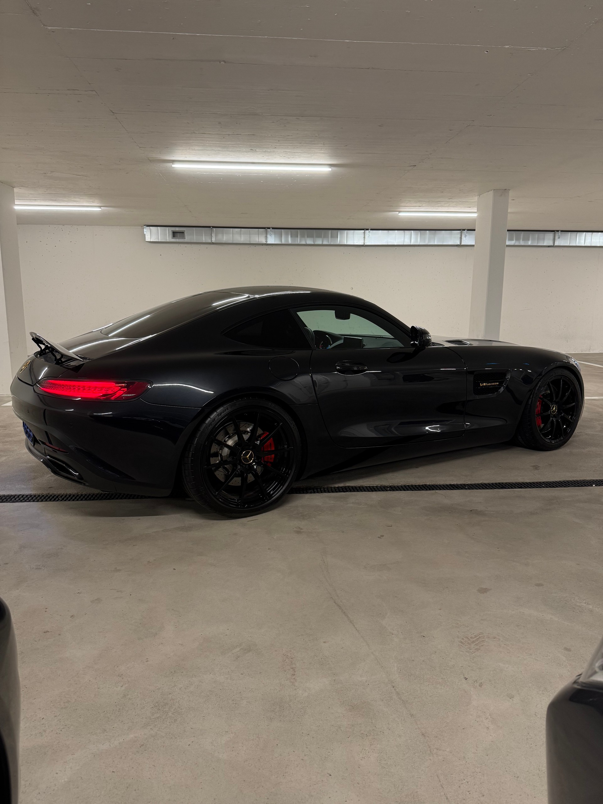 MERCEDES-BENZ AMG GT S Speedshift DCT-image-8