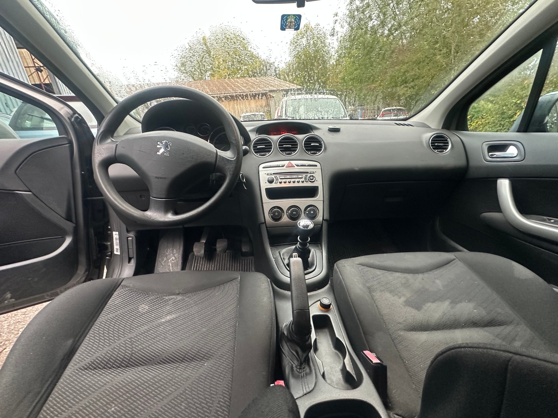 PEUGEOT 308 SW 1.6 16V Turbo Trendy-image-10