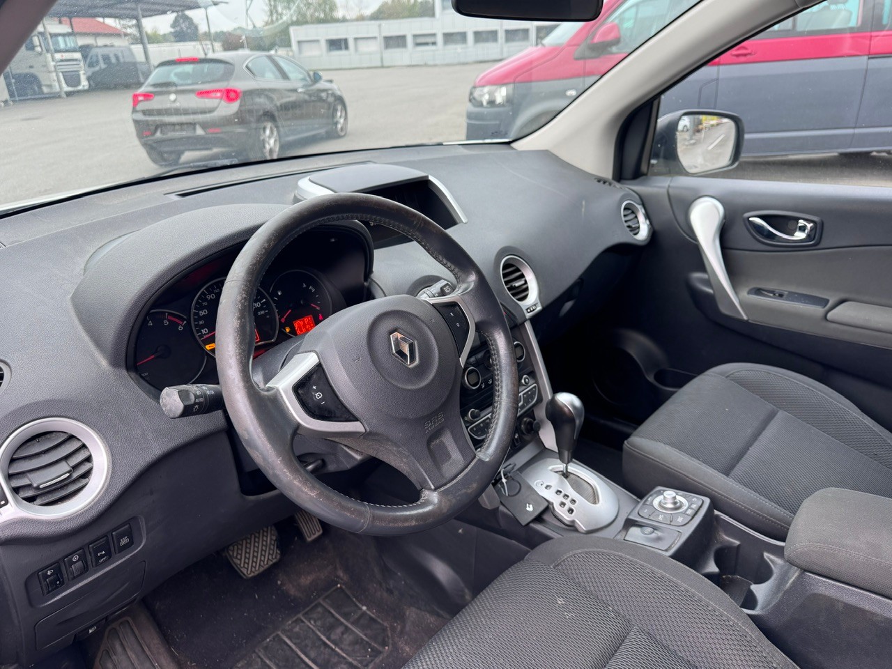 RENAULT Koleos 2.0 dCi Dynamique 4x4 Automatic-image-6