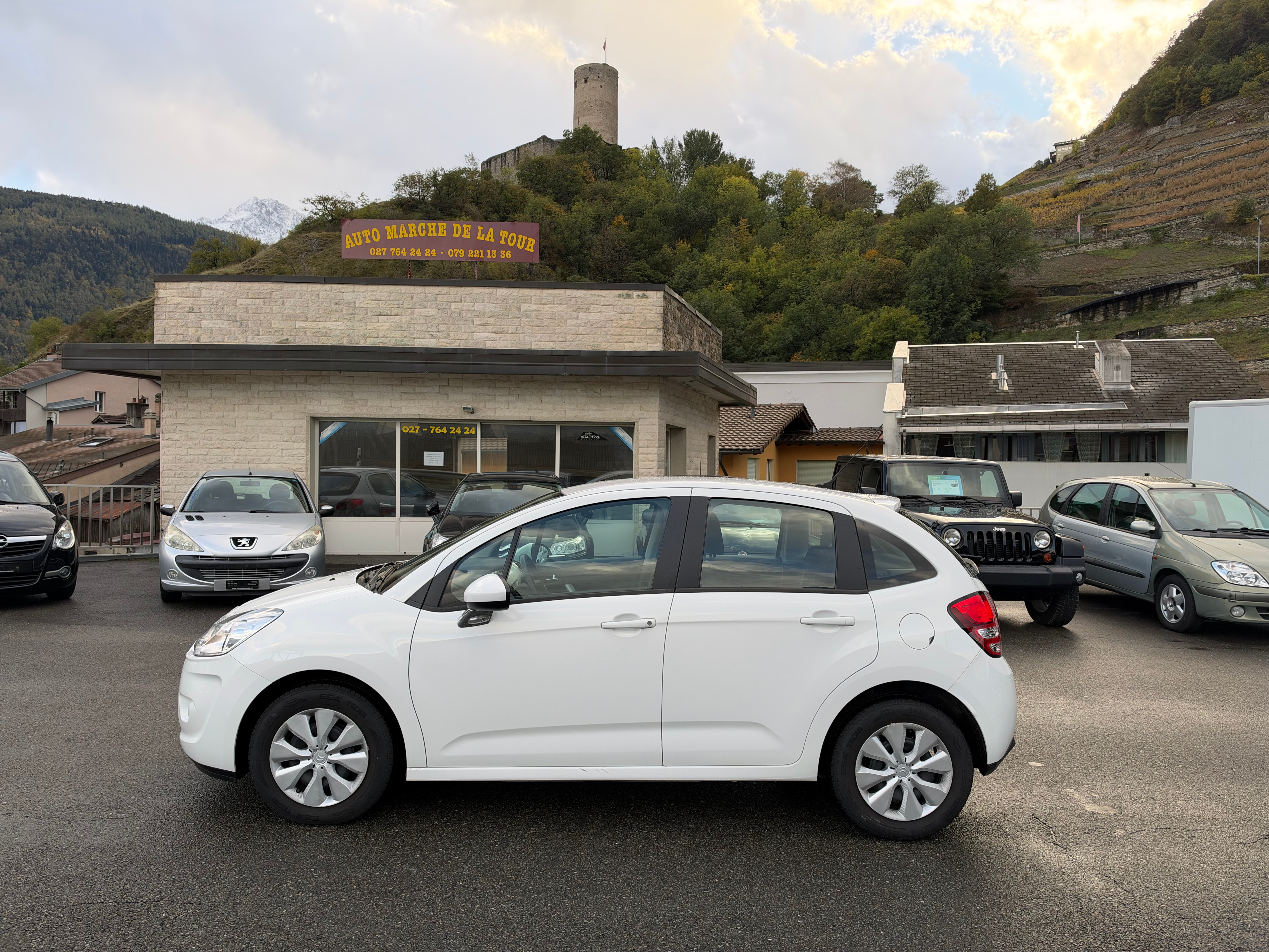 Car photo