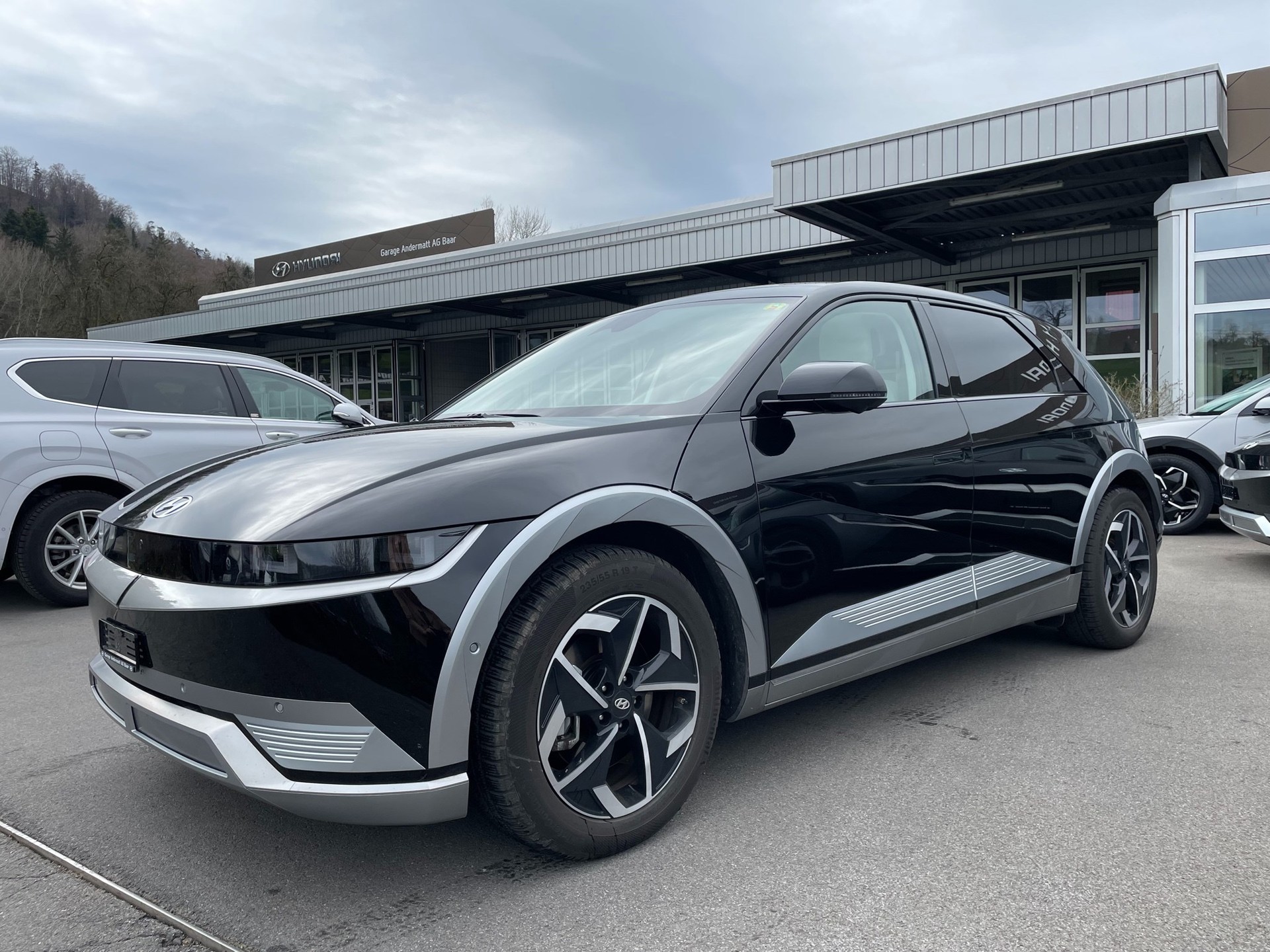HYUNDAI Ioniq 5 72kWh Vertex 4WD-image-1