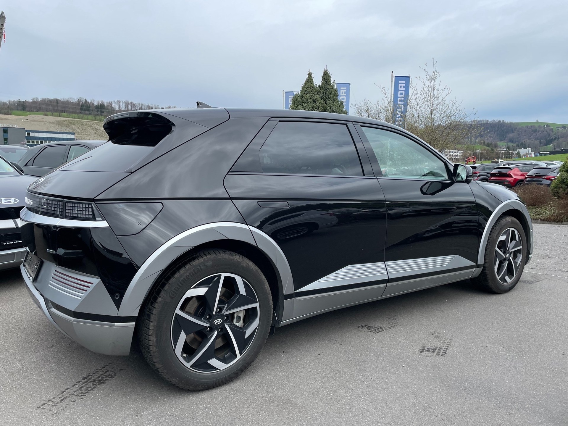 HYUNDAI Ioniq 5 72kWh Vertex 4WD-image-2