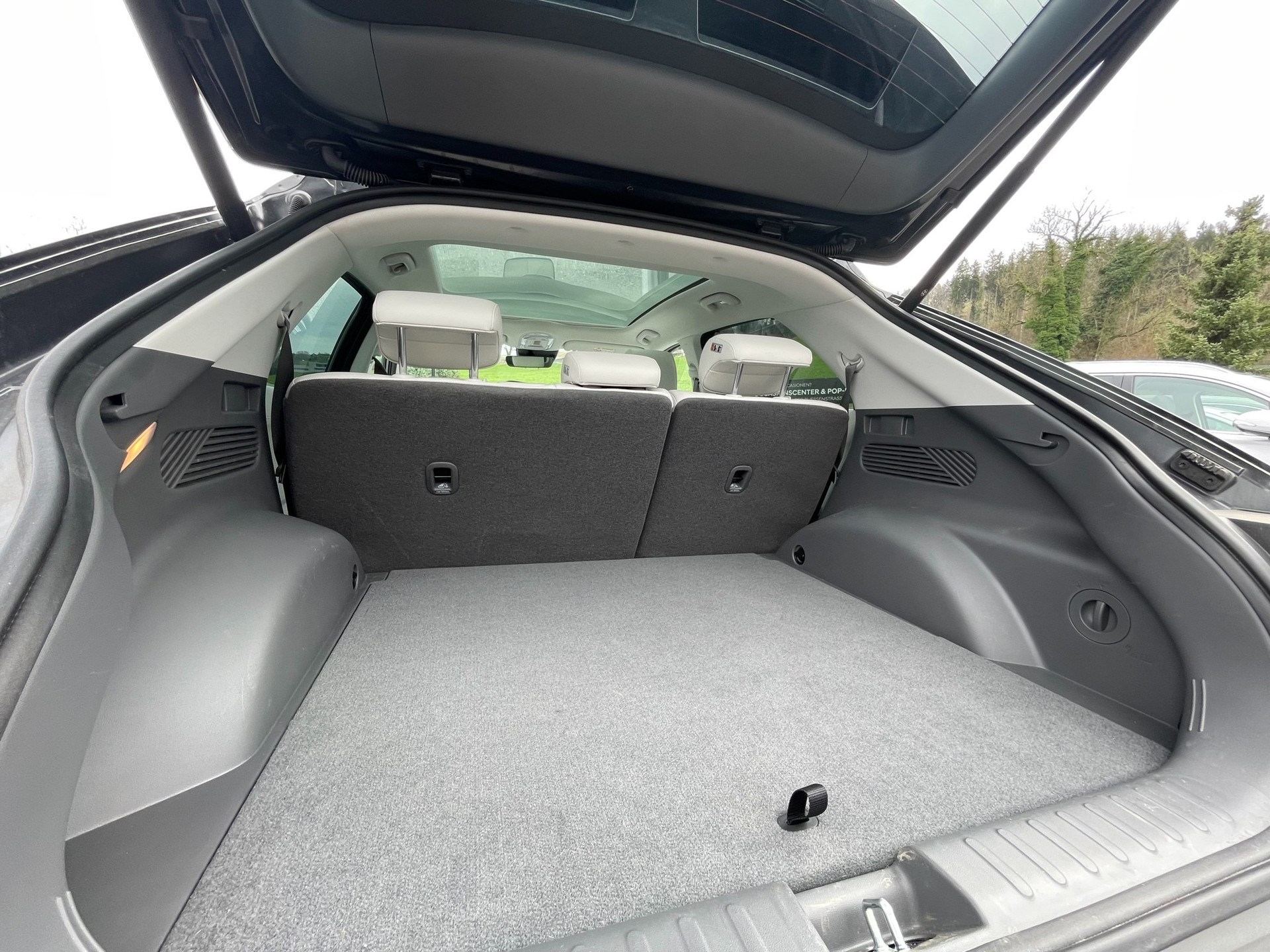 HYUNDAI Ioniq 5 72kWh Vertex 4WD-image-8