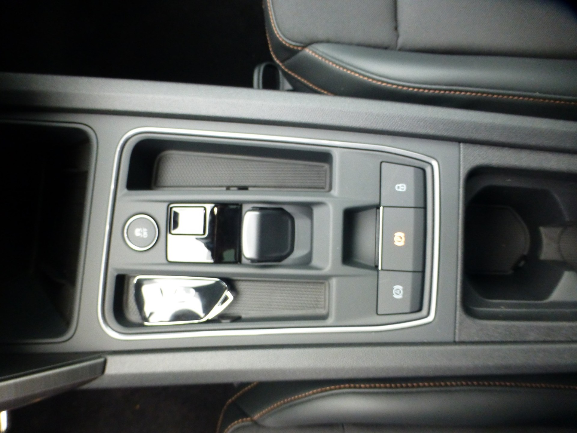 CUPRA Formentor 2.0TSI VZ 4Drive DSG-image-8