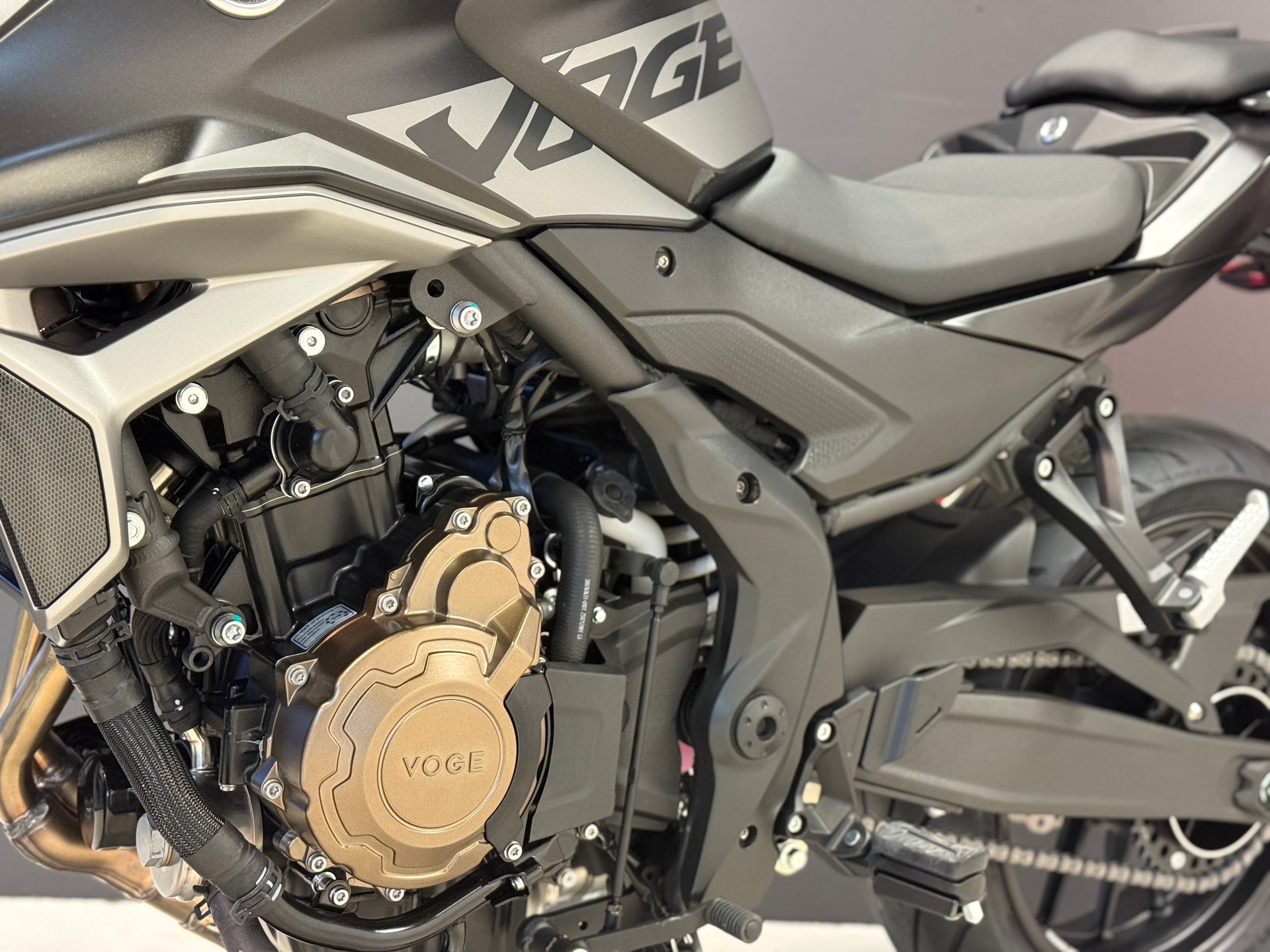 VOGE 625 R-image-10