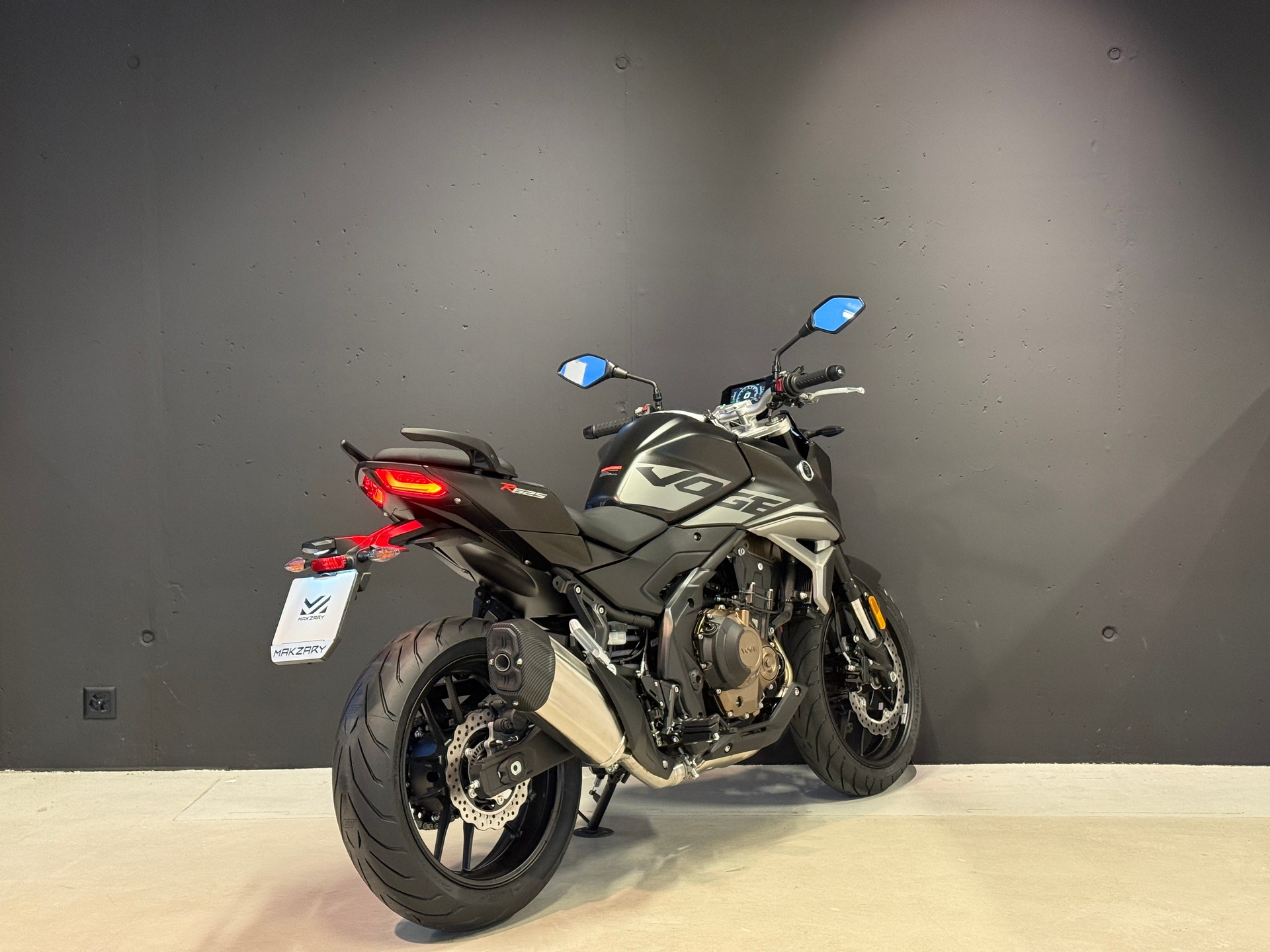 VOGE 625 R-showroom-element-3