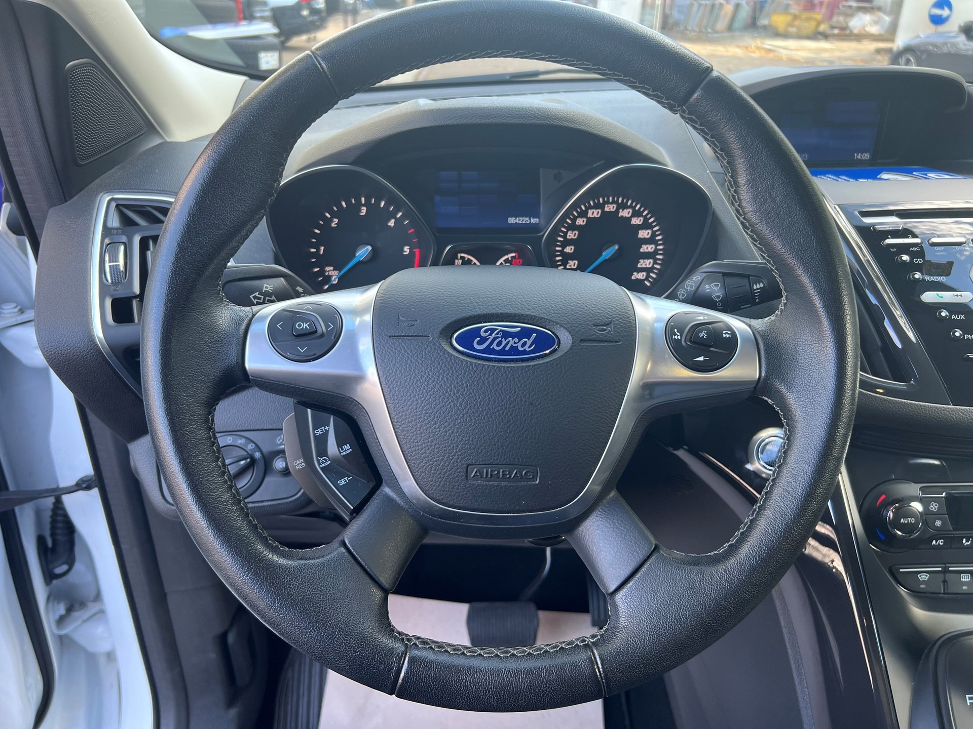 FORD Kuga 2.0 TDCi Titanium S 4WD PowerShift-image-11