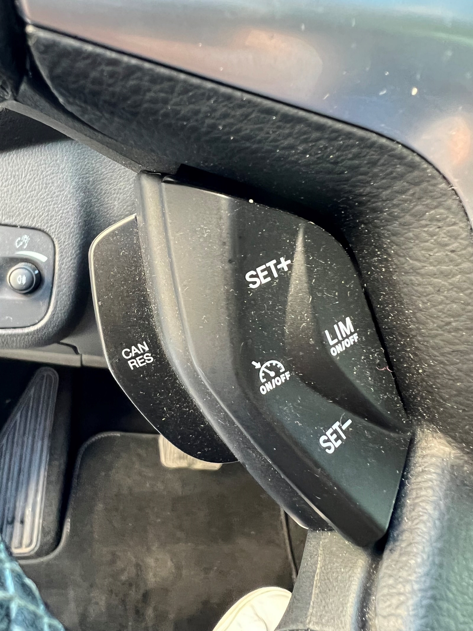 FORD Kuga 2.0 TDCi Titanium S 4WD PowerShift-image-14