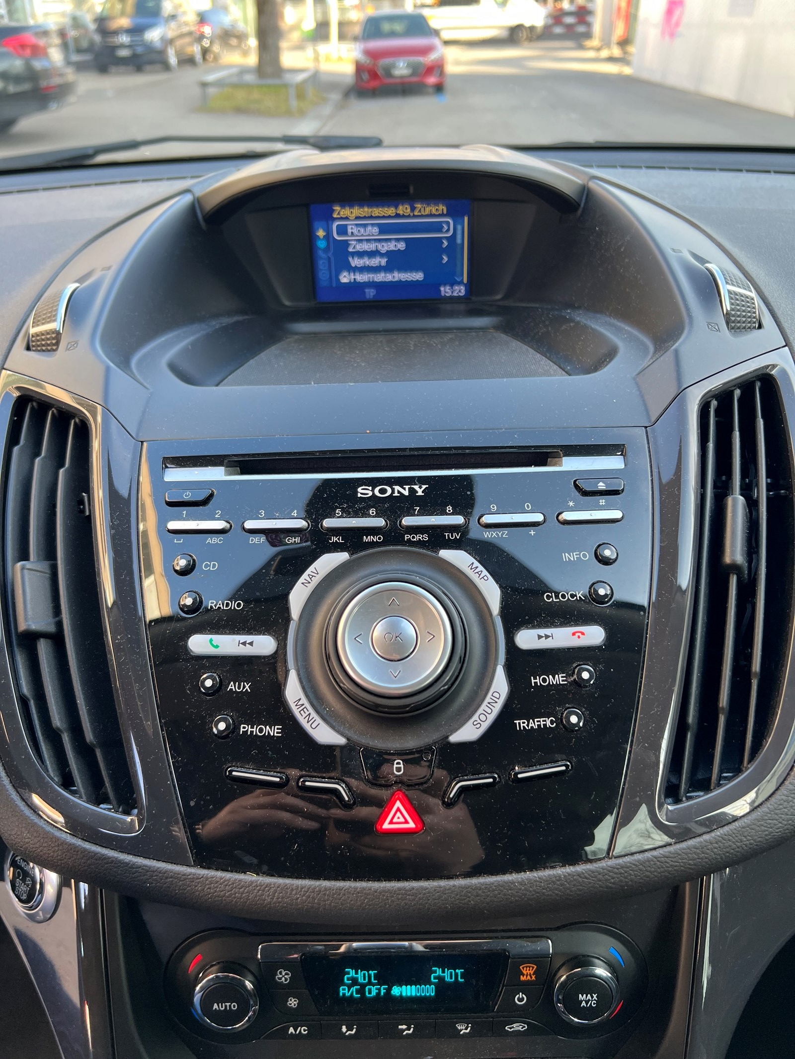 FORD Kuga 2.0 TDCi Titanium S 4WD PowerShift-image-18
