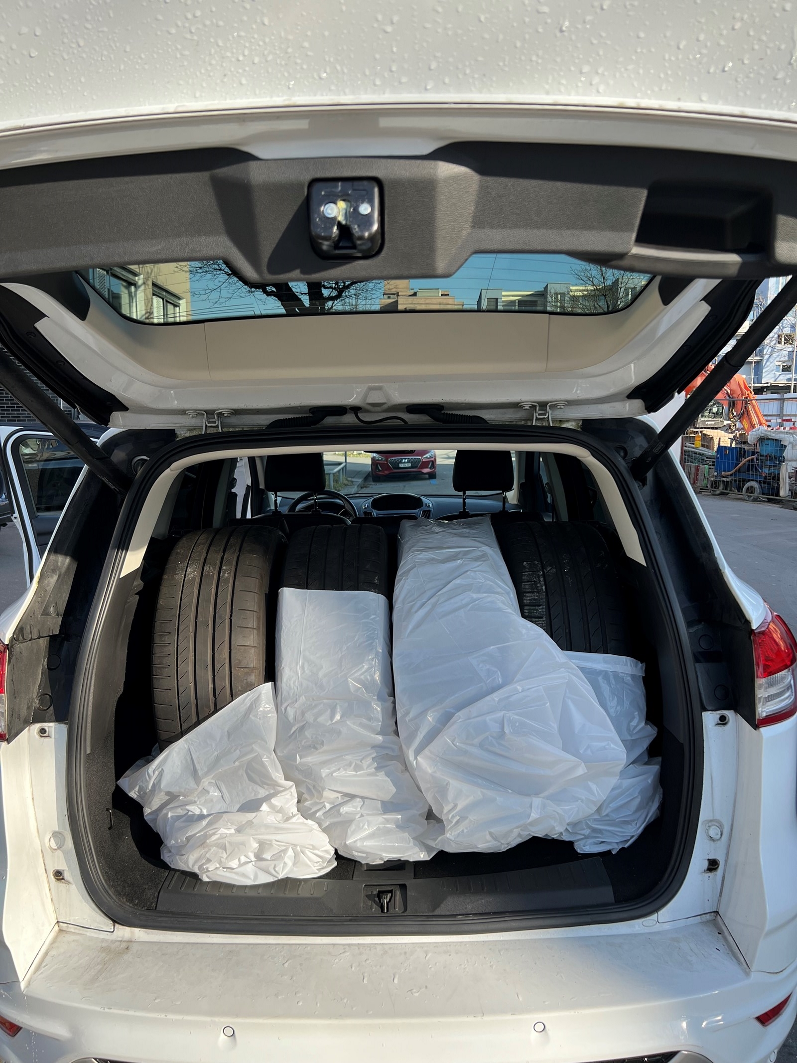 FORD Kuga 2.0 TDCi Titanium S 4WD PowerShift-image-21