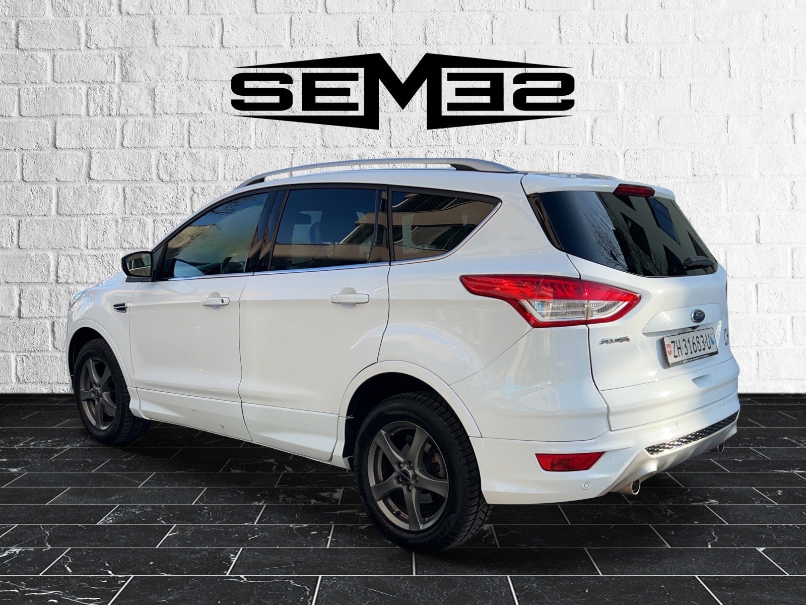 FORD Kuga 2.0 TDCi Titanium S 4WD PowerShift-image-2