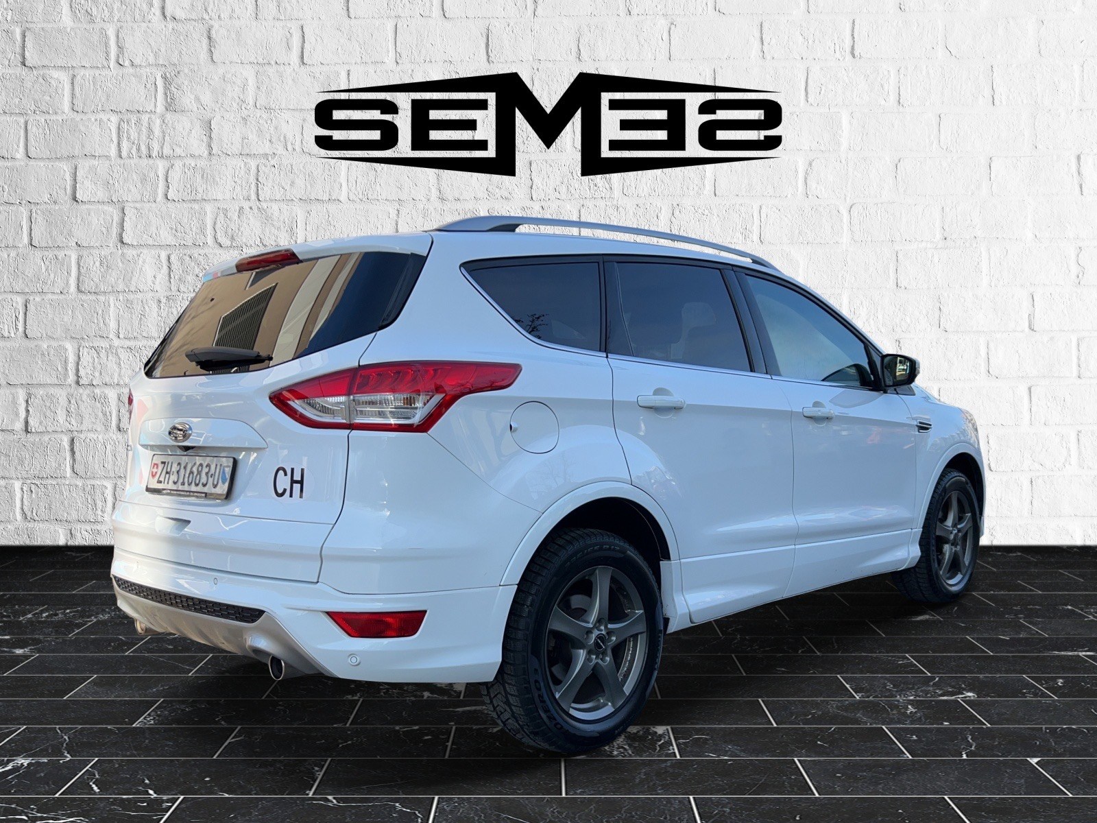 FORD Kuga 2.0 TDCi Titanium S 4WD PowerShift-image-4