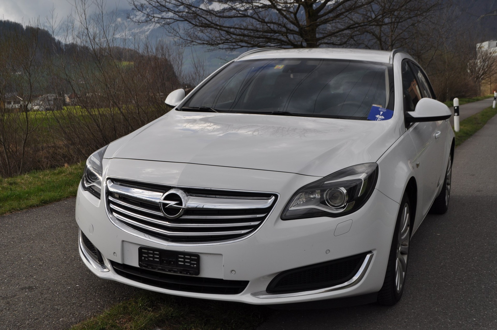 OPEL Insignia ST 2.0 CDTI Edition 4WD Aut.-image-0