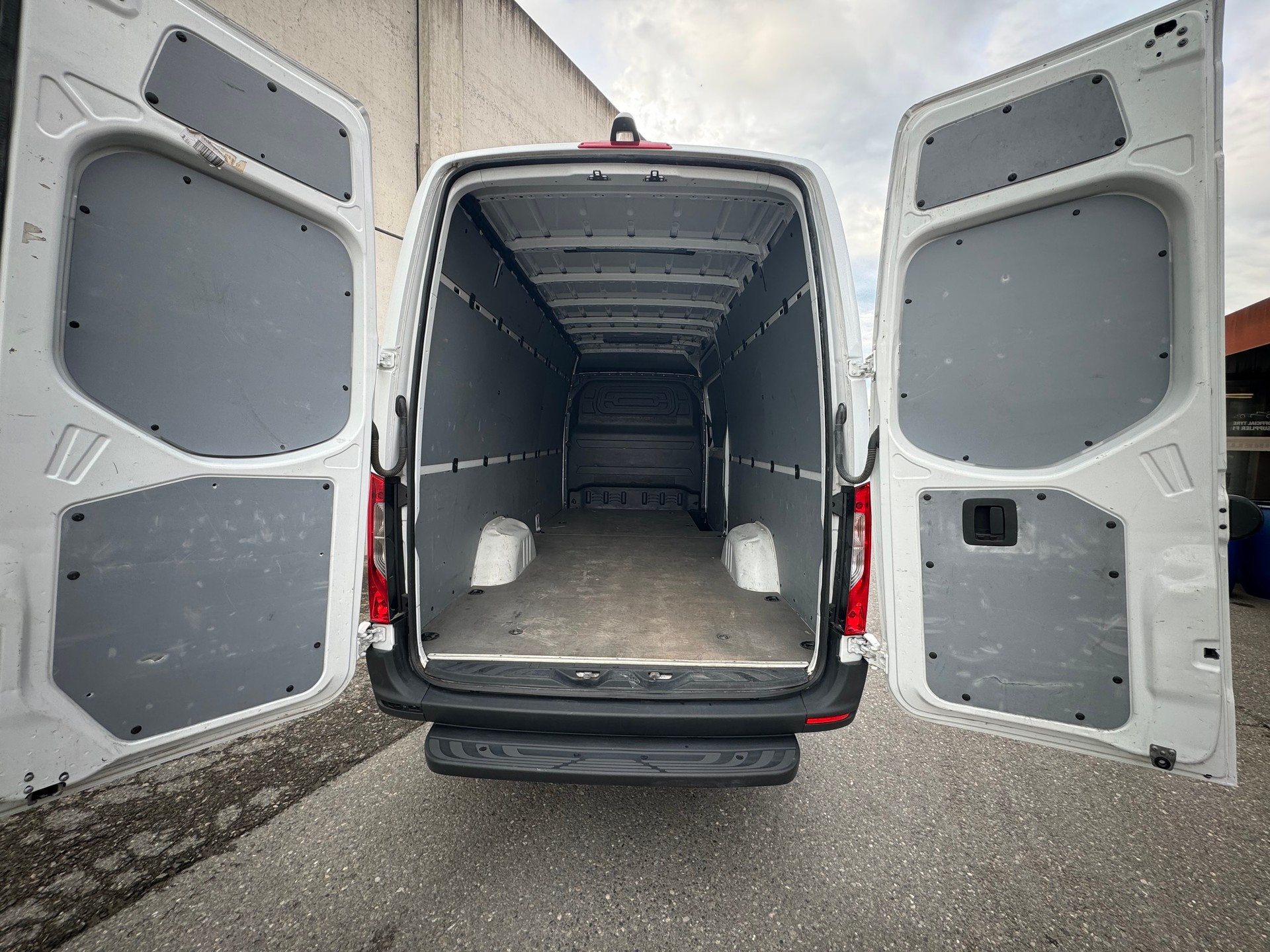 MERCEDES-BENZ Sprinter 314 CDI Lang-image-5
