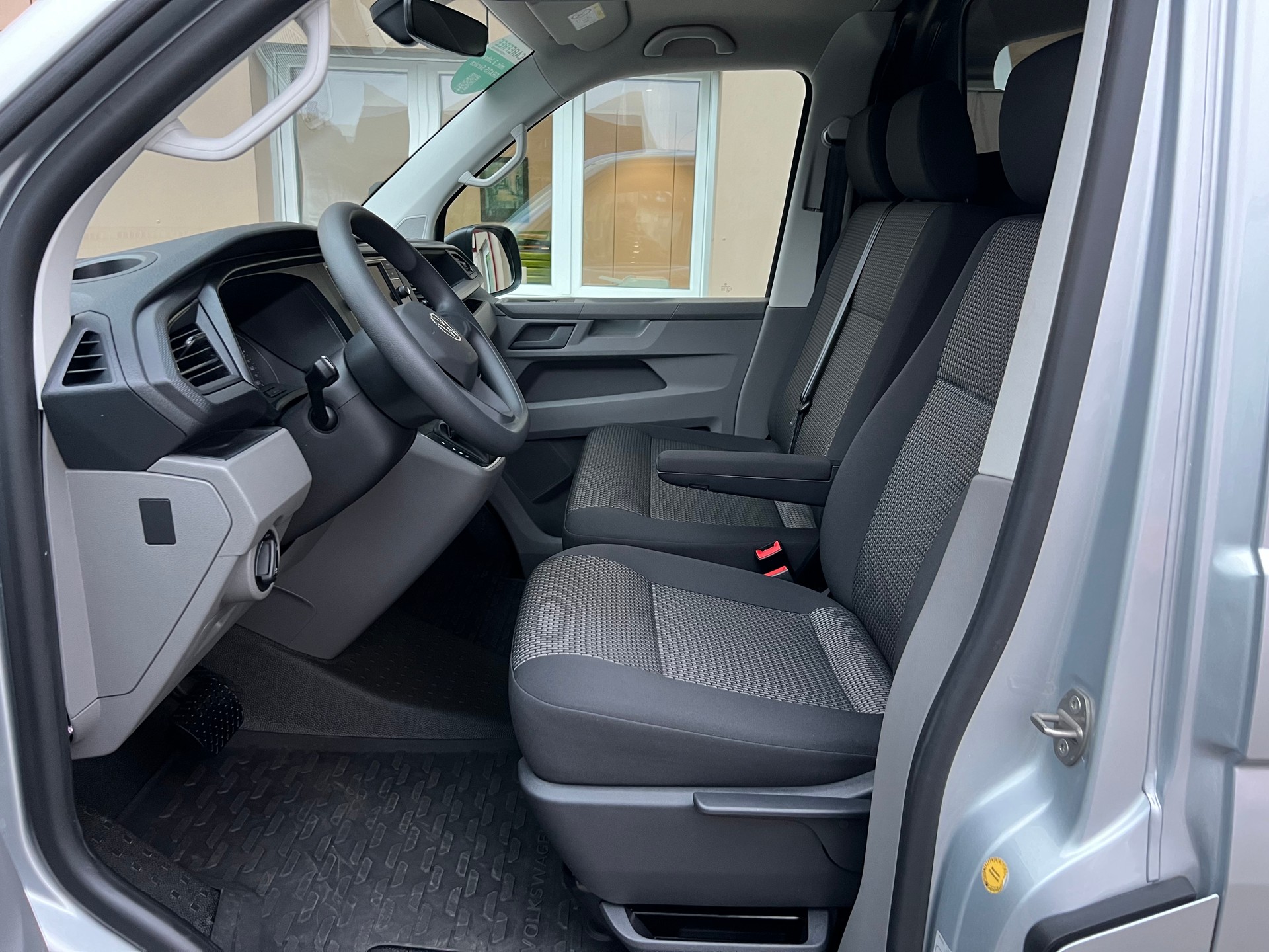 VW T6.1 ABTe-image-11