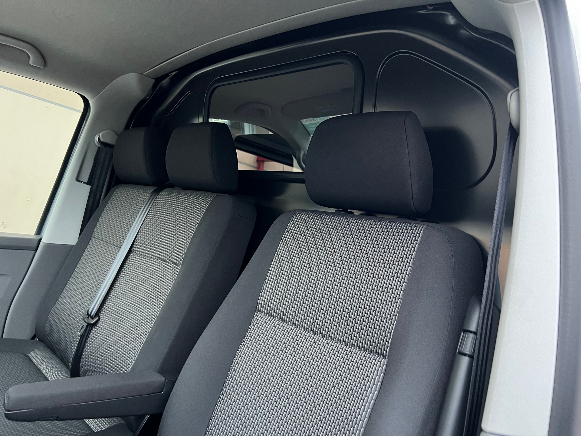 VW T6.1 ABTe-image-12