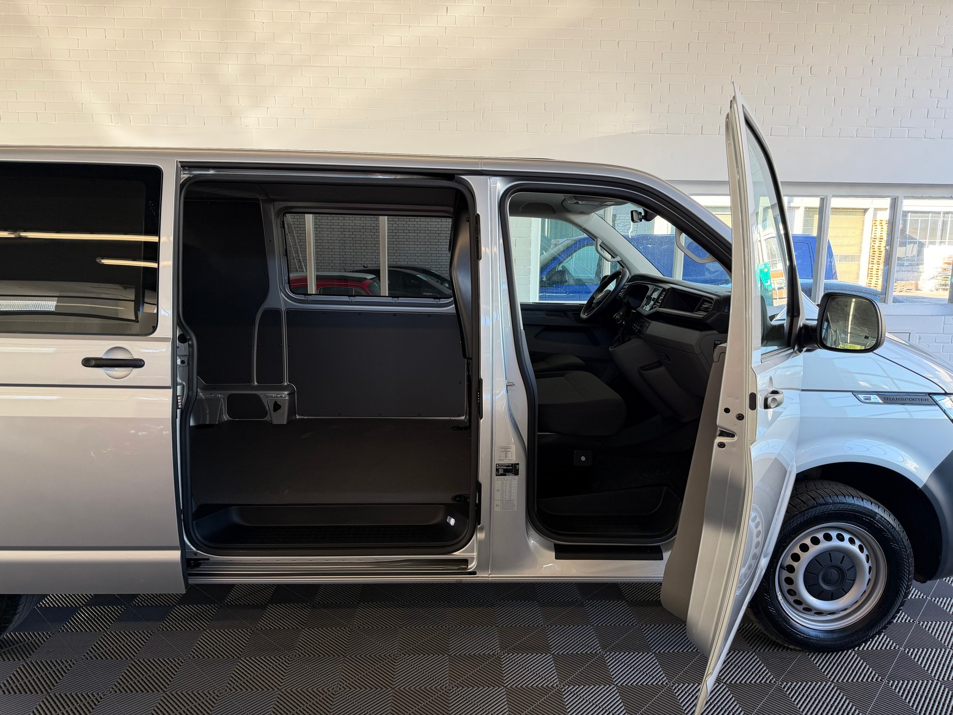 VW T6.1 ABTe-image-8