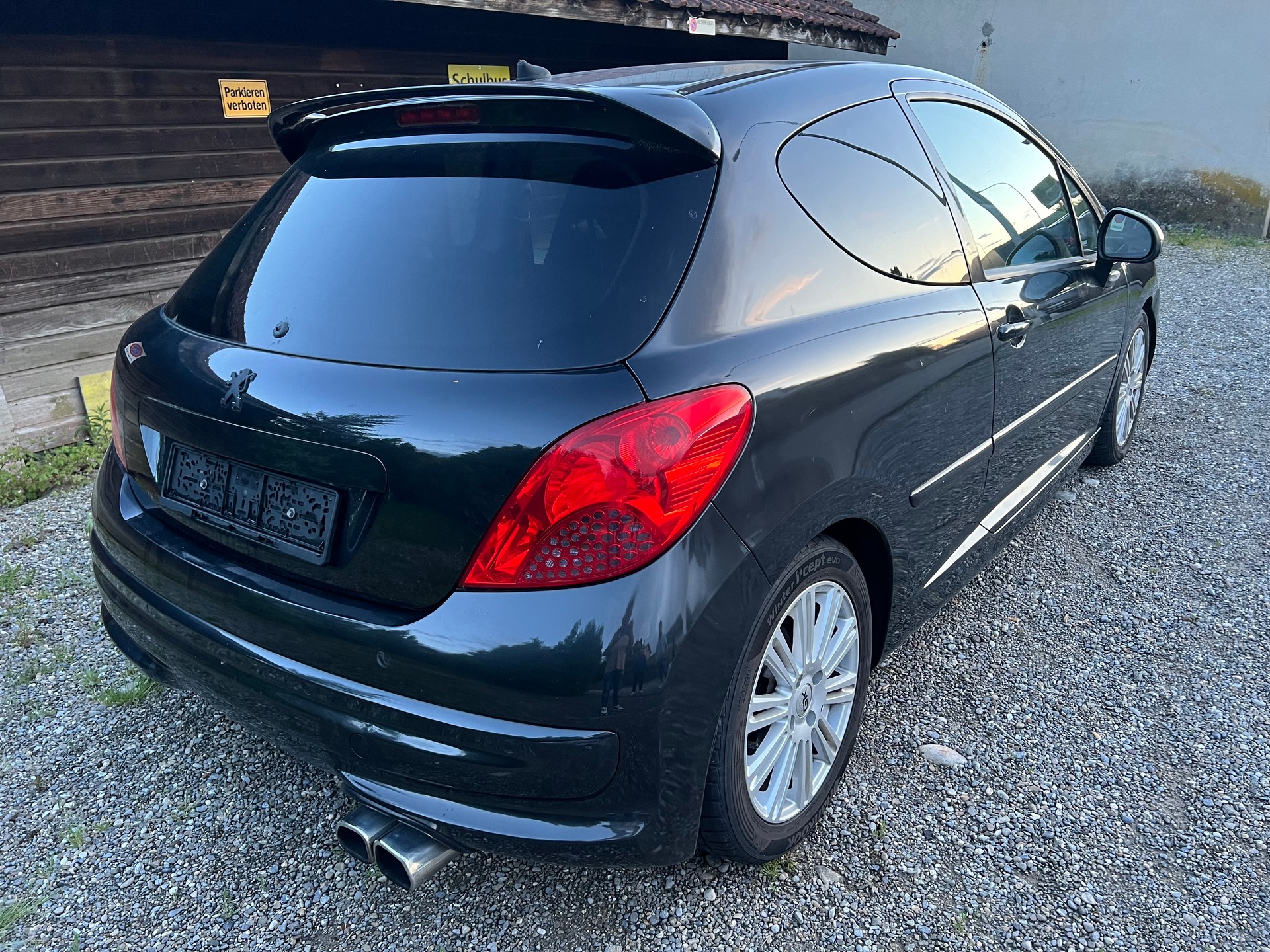 PEUGEOT 207 1.6 16V Turbo GTi-image-3