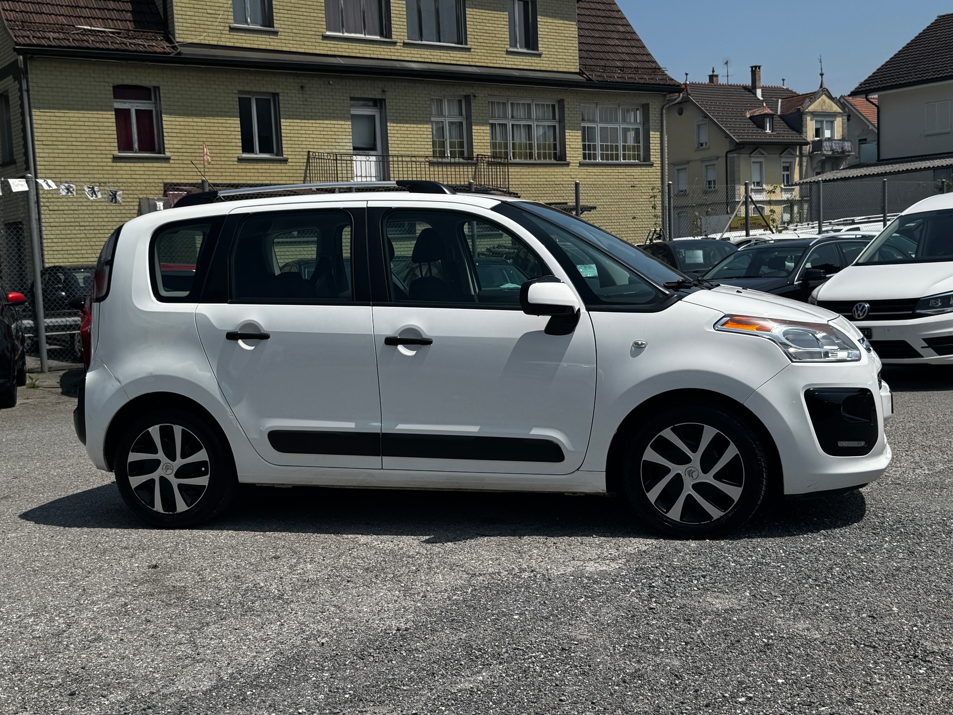 CITROEN C3 Picasso 1.6i 16V Séduction-image-2