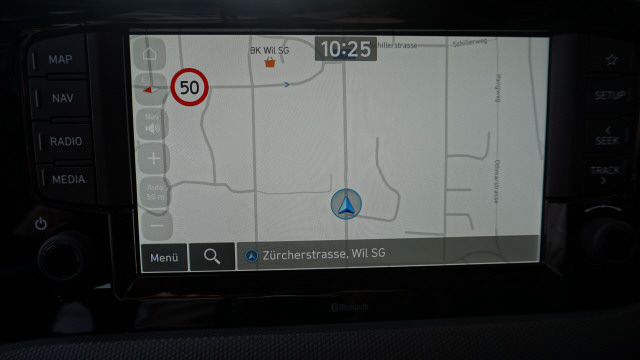 HYUNDAI i10 1.2 Amplia Aut.-image-14