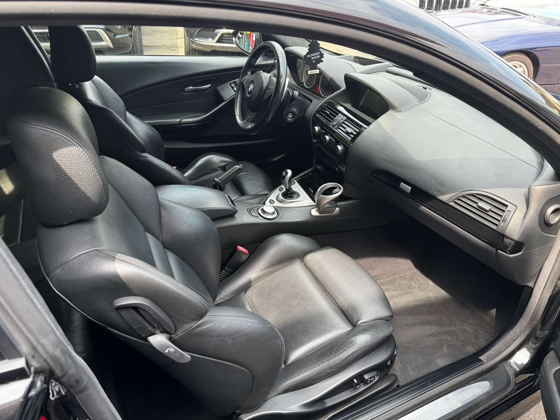 BMW M6-image-9