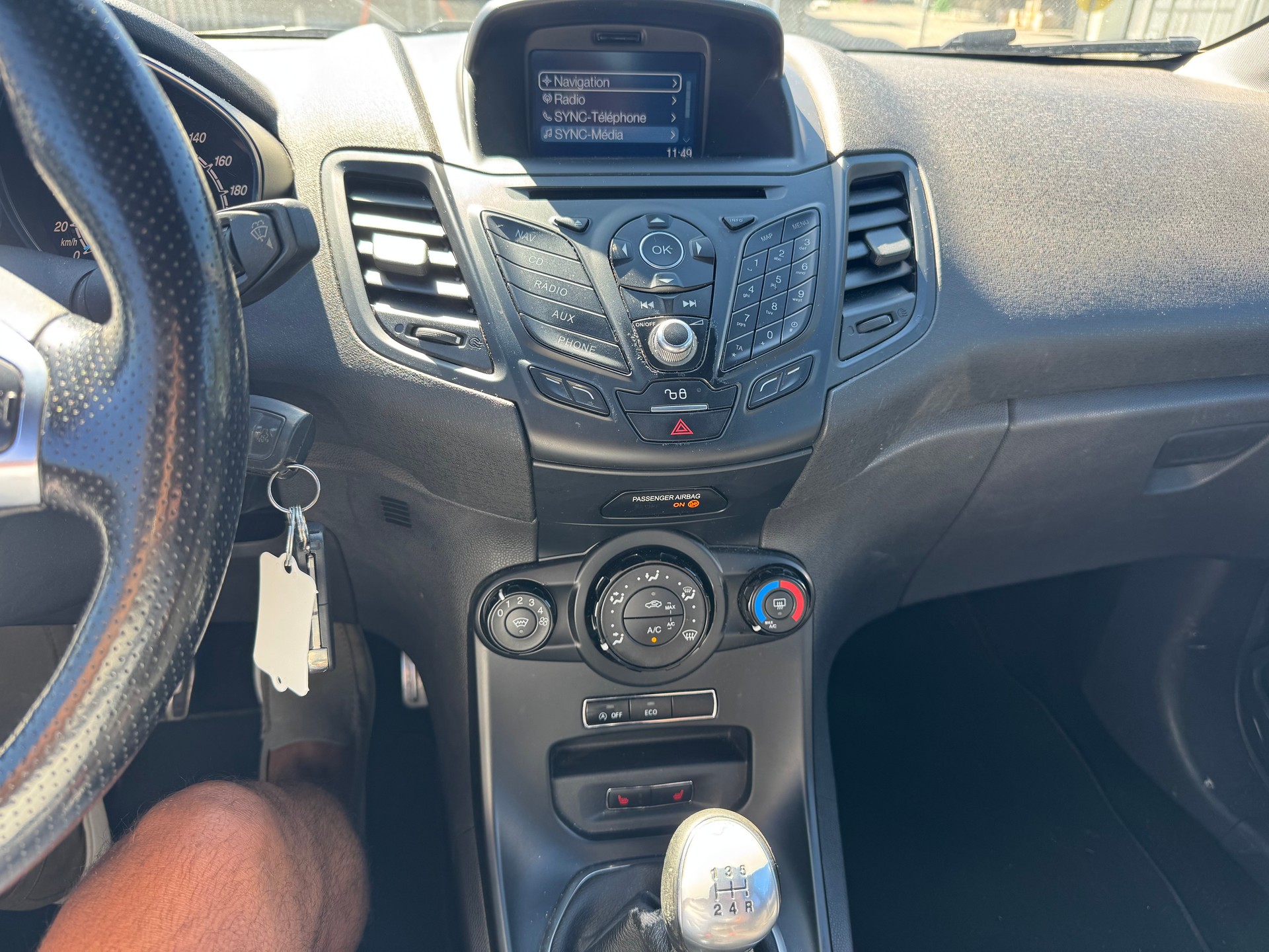 FORD Fiesta 1.0 SCTi ST Line-image-11