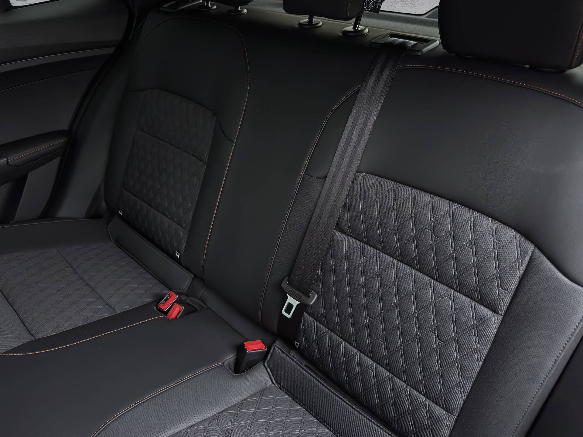 MG 3 1.5 Hybrid+ Luxury-image-9