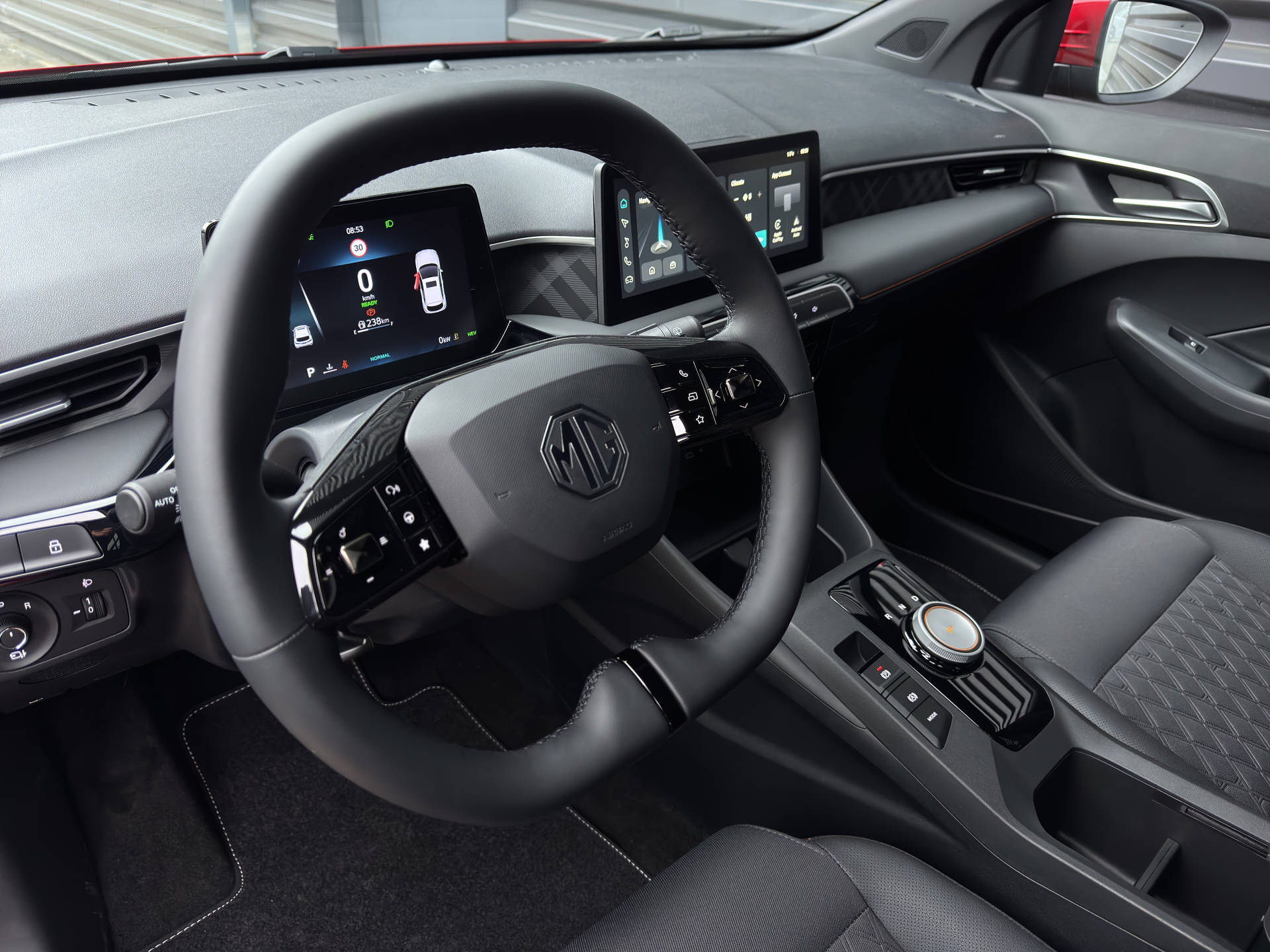 MG 3 1.5 Hybrid+ Luxury-image-11