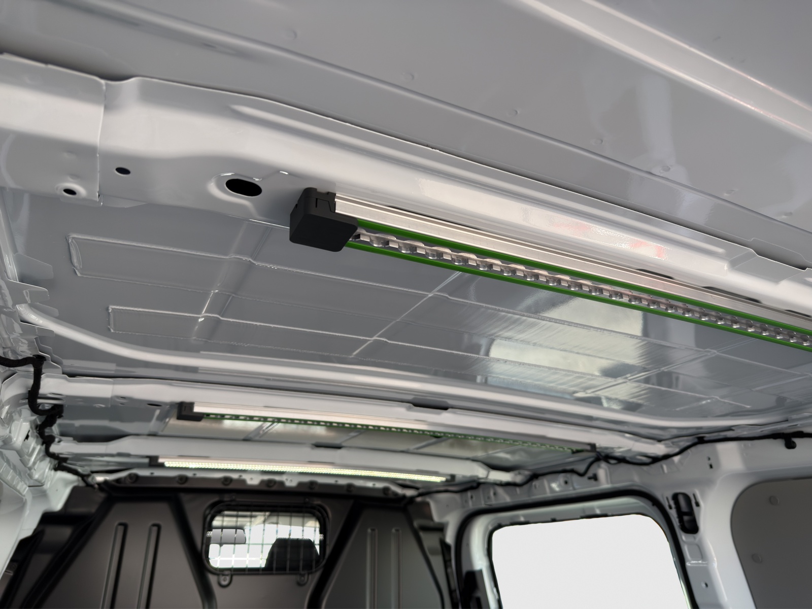 VW e-Transporter 70 kWh-image-14