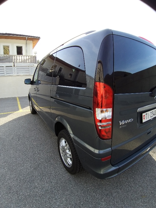 MERCEDES-BENZ VIANO-image-0