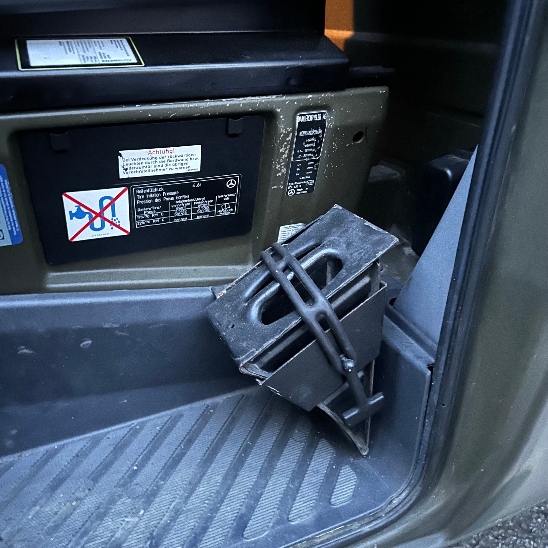 MERCEDES-BENZ Sprinter 313 CDI 4x4-image-17