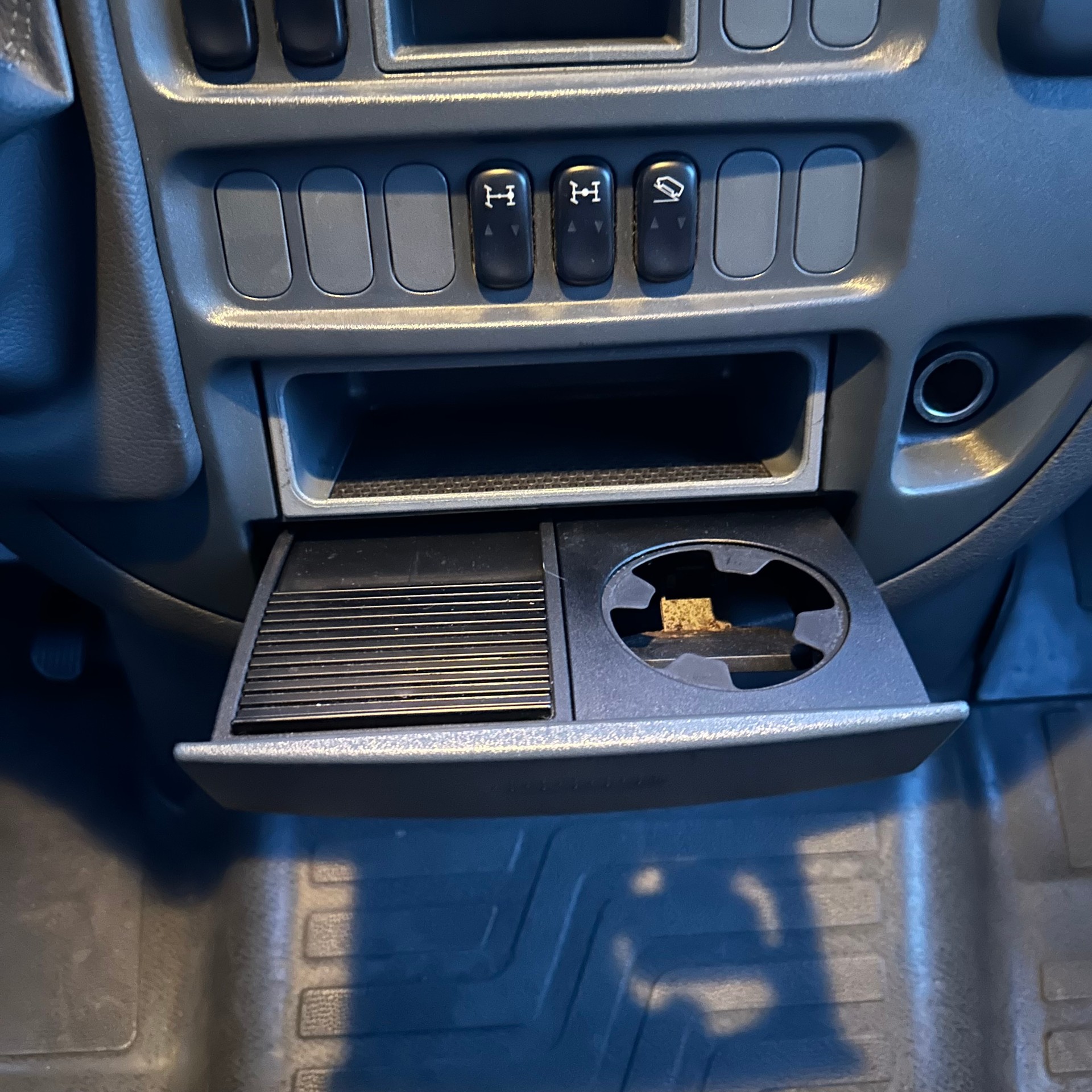 MERCEDES-BENZ Sprinter 313 CDI 4x4-image-23