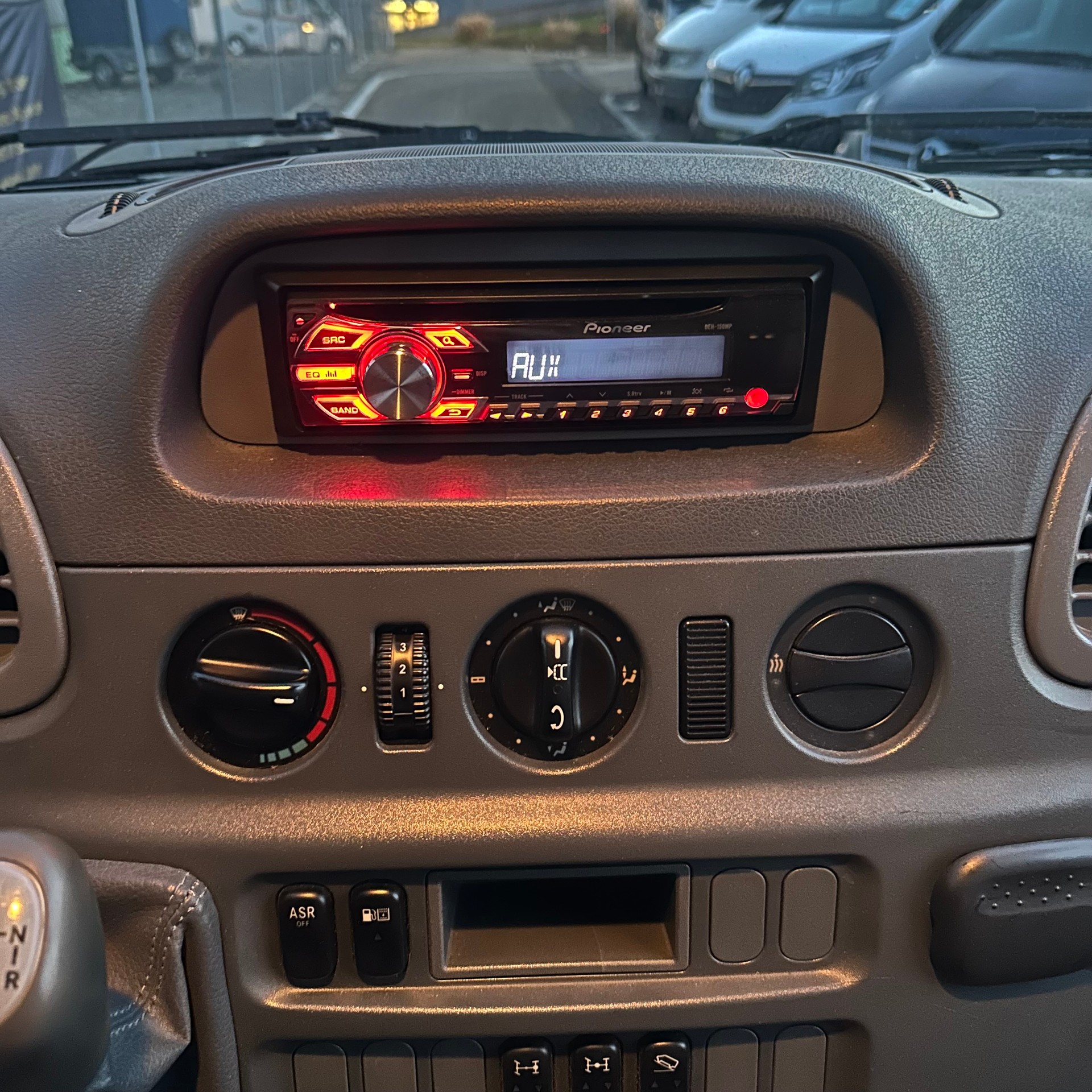 MERCEDES-BENZ Sprinter 313 CDI 4x4-image-21