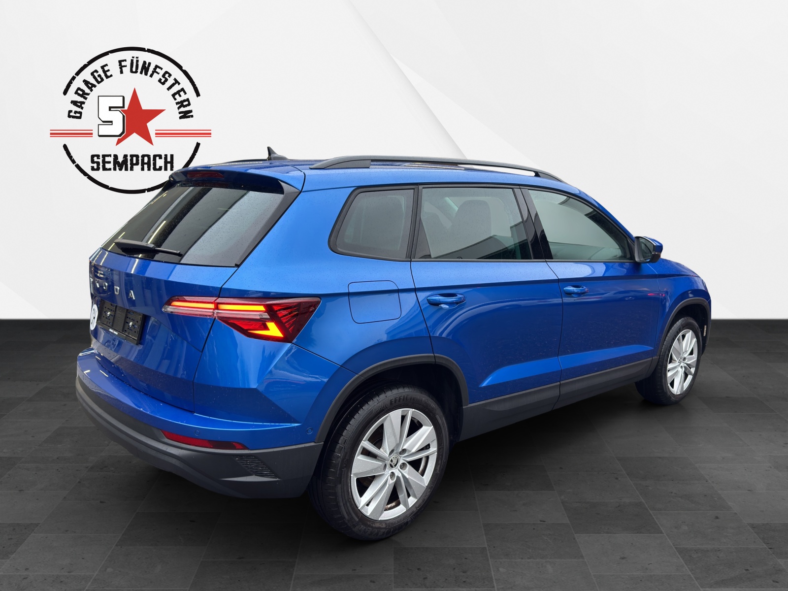 SKODA Karoq 1.5 TSI Selection DSG-image-4