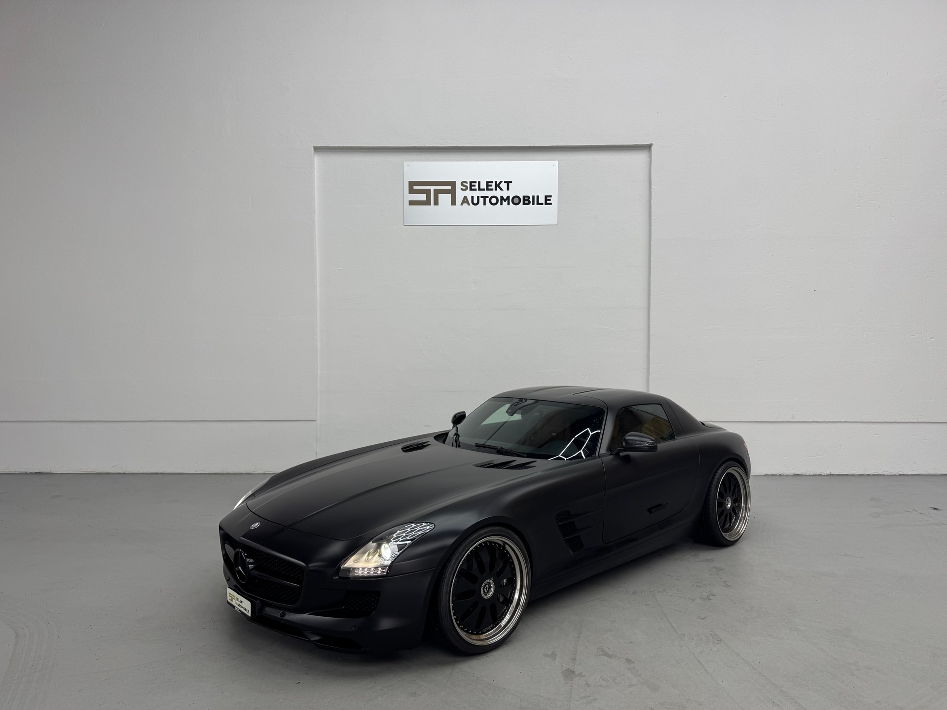 MERCEDES-BENZ SLS 63 AMG Speedshift-image-0