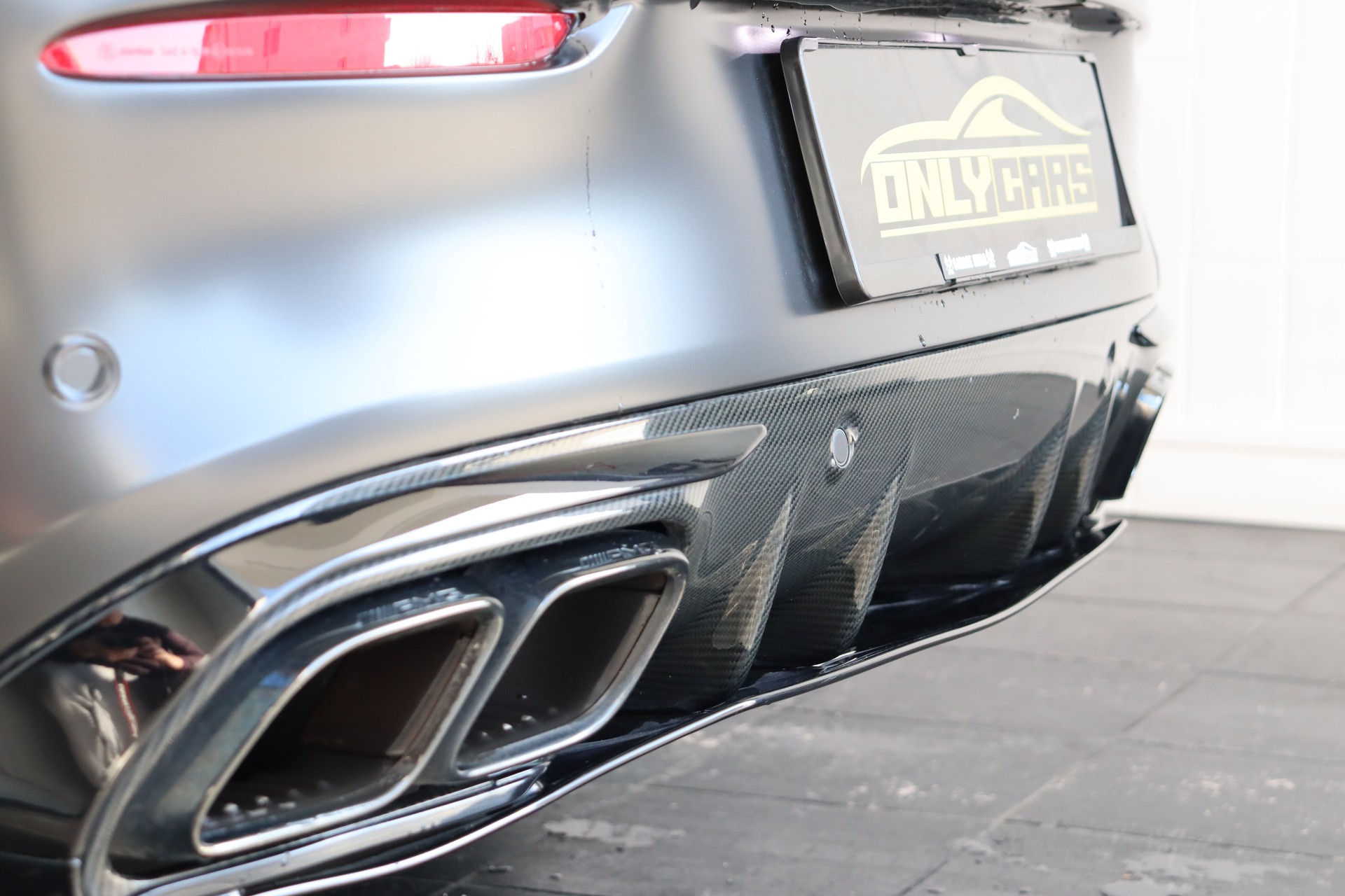 MERCEDES-BENZ C 63 S AMG 9G-TRONIC ** AERODYNAMIK-PAKET ** CABRON INTERIOR & EXTERIOR ** BURMESTER ** CH-FAHRZEUG **-image-13