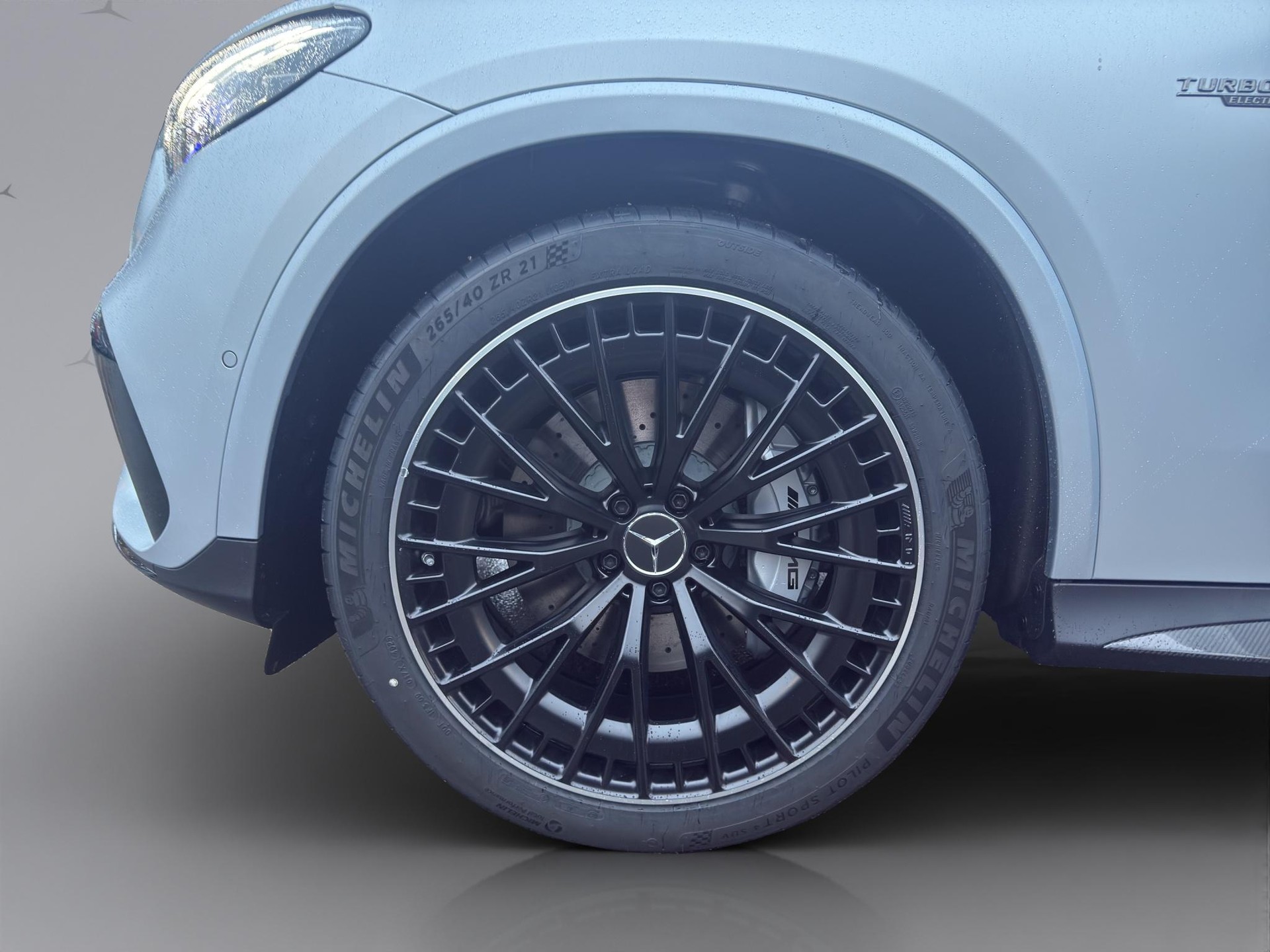 MERCEDES-BENZ GLC 43 AMG Executive Edition 4matic-image-3