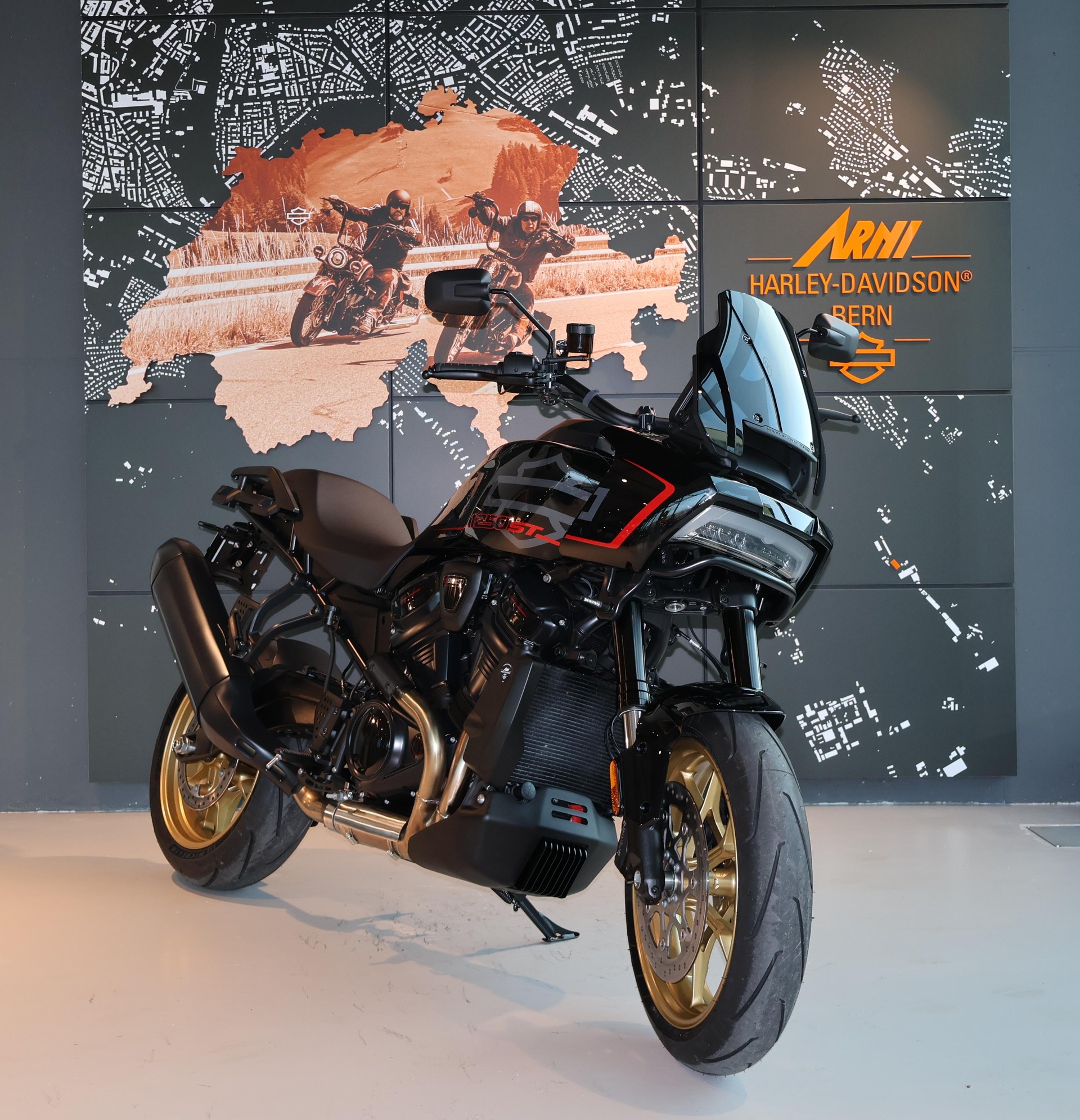 HARLEY-DAVIDSON RA1250ST-image-1