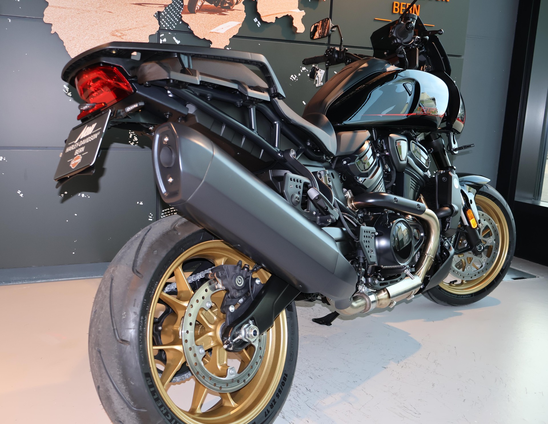 HARLEY-DAVIDSON RA1250ST-image-8