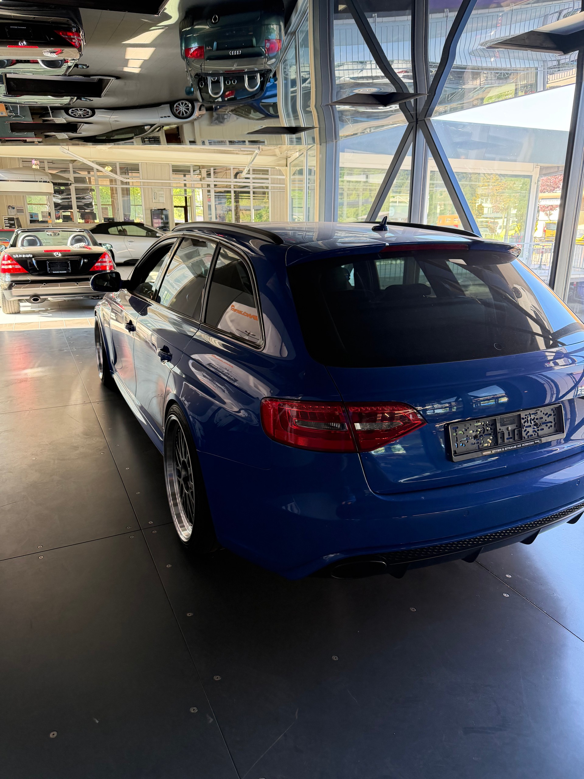 AUDI RS4 Avant 4.2 FSI V8 quattro S-tronic-image-15
