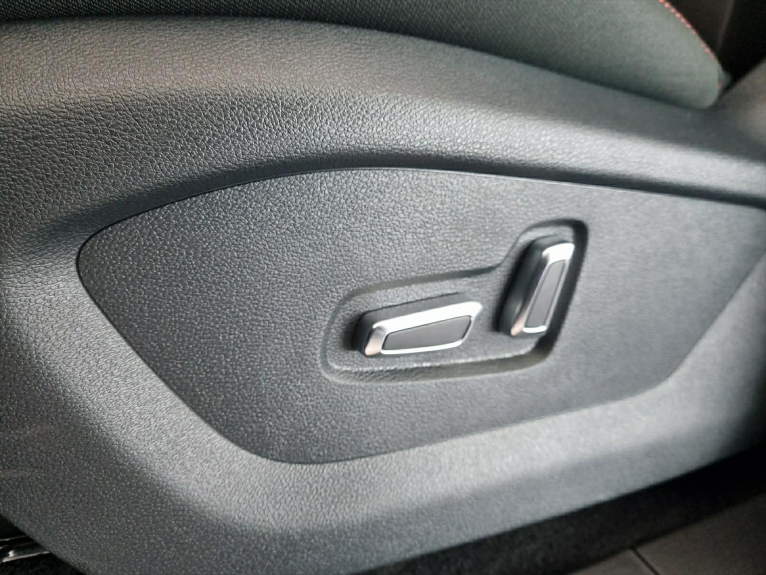 JAC T8 Pro Diesel 2.0Di AWD-image-9