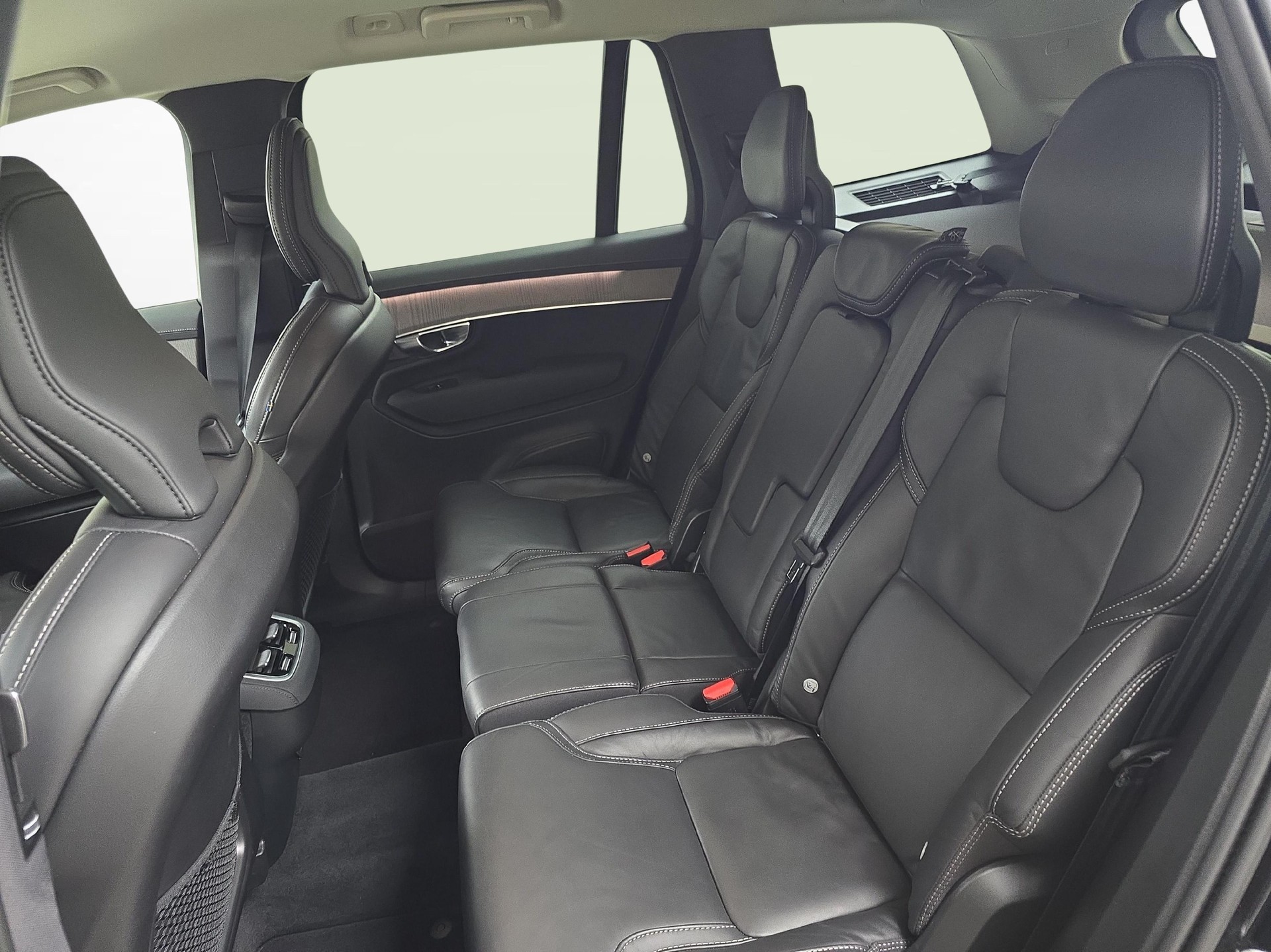 VOLVO XC90 2.0 B5 MH Plus Bright AWD-image-10