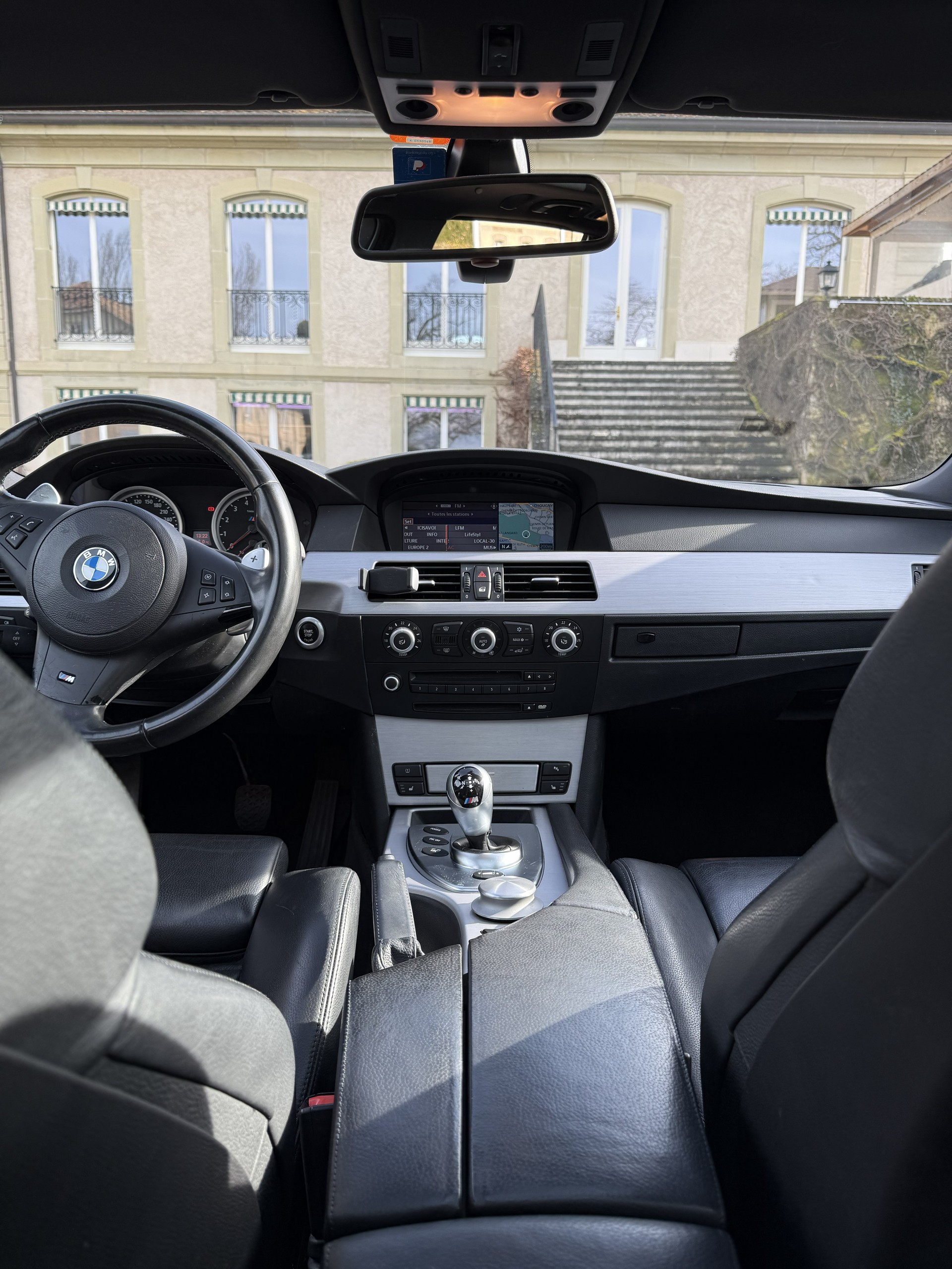 BMW M5 Touring-image-11