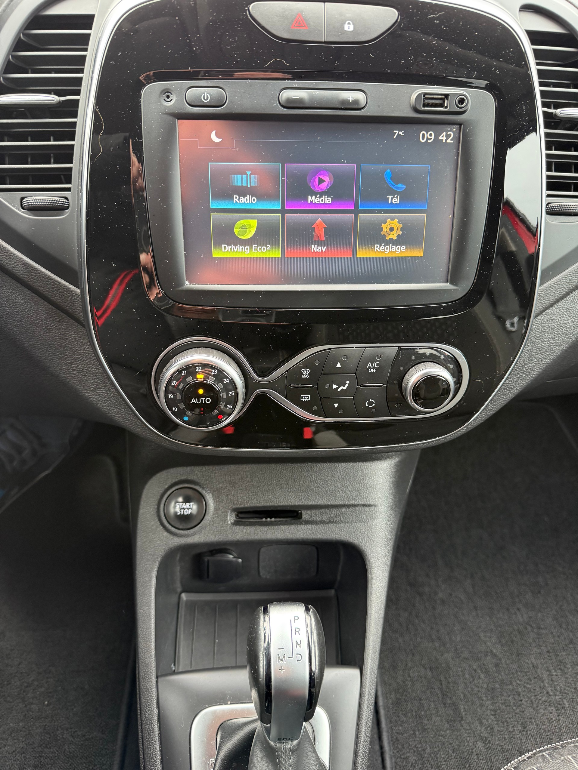 RENAULT Captur 1.2 T 16V Intens EDC-image-5